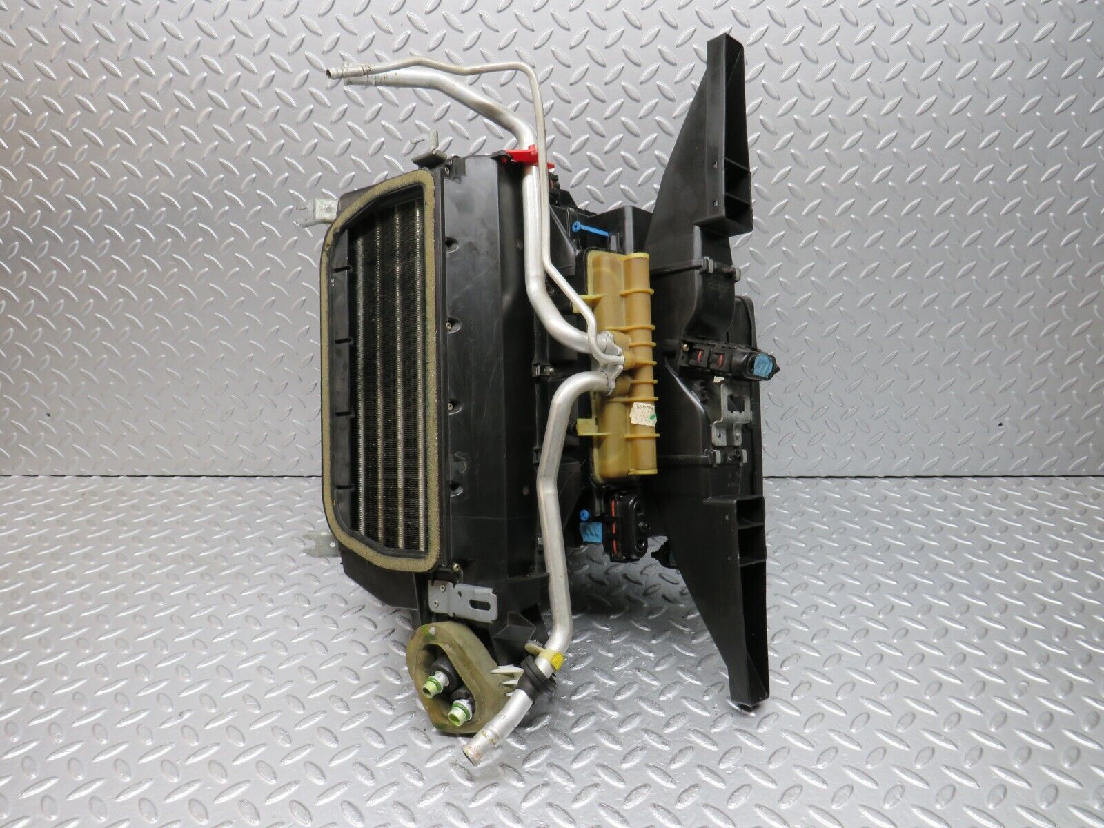 39549 Mercedes-Benz R129 320SL Coupe Heater Blower Box Housing 1298303362