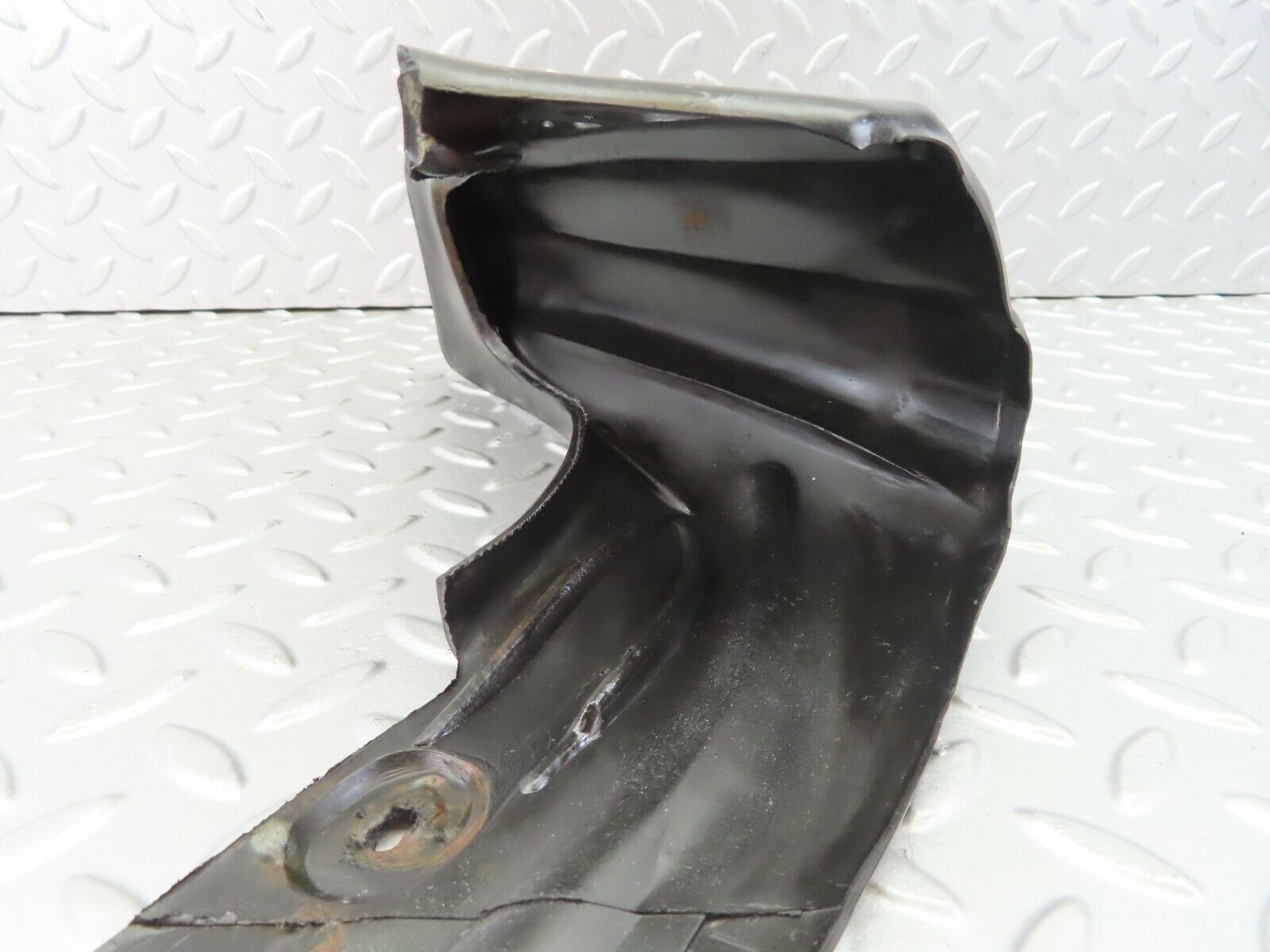 7504 Mercedes-Benz S123 230TE Wagon Front Right Bumper Rubber 1238852823