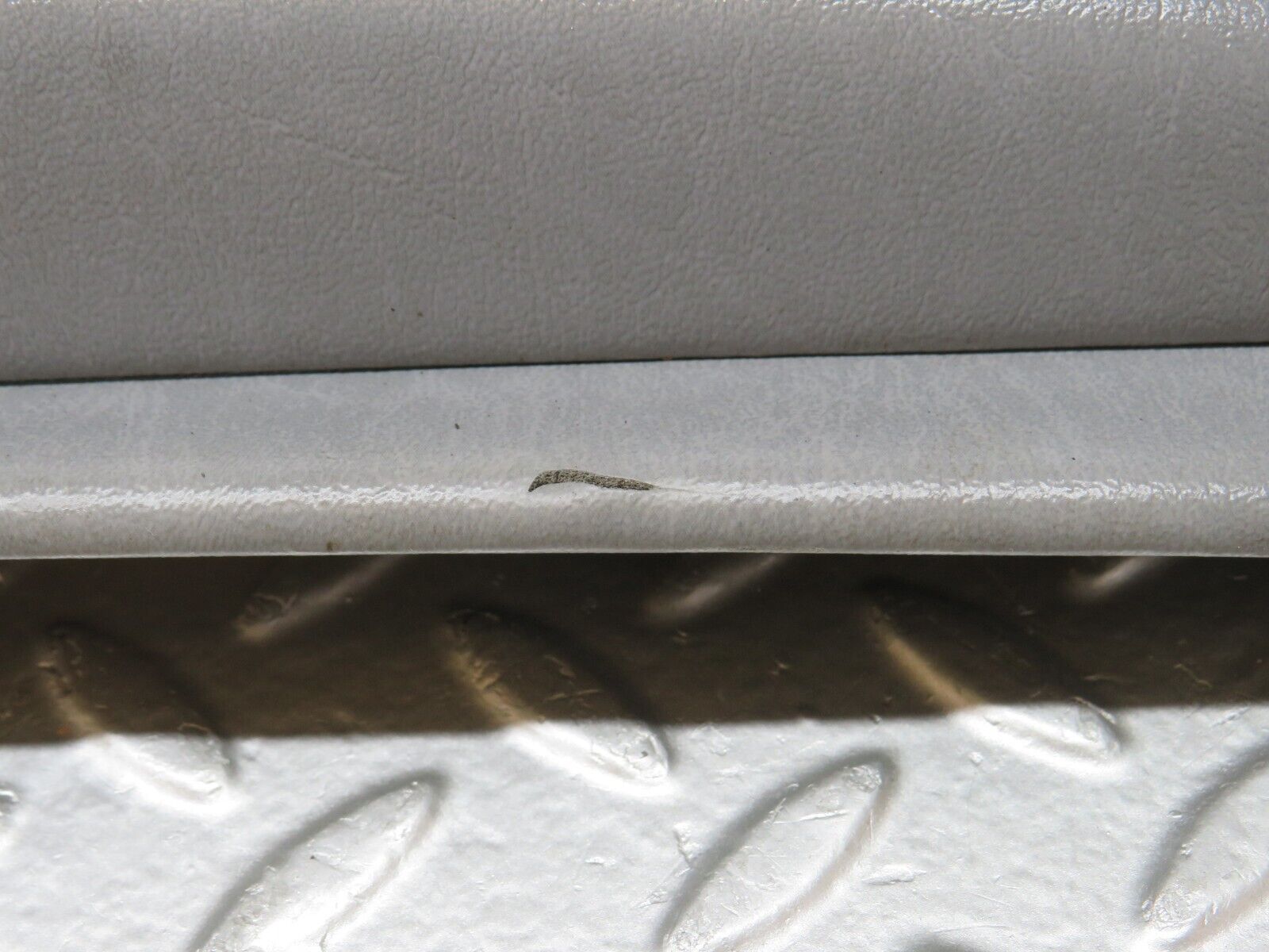 31179 Mercedes-Benz S124 220TE Wagon Front Left Door Card Grey