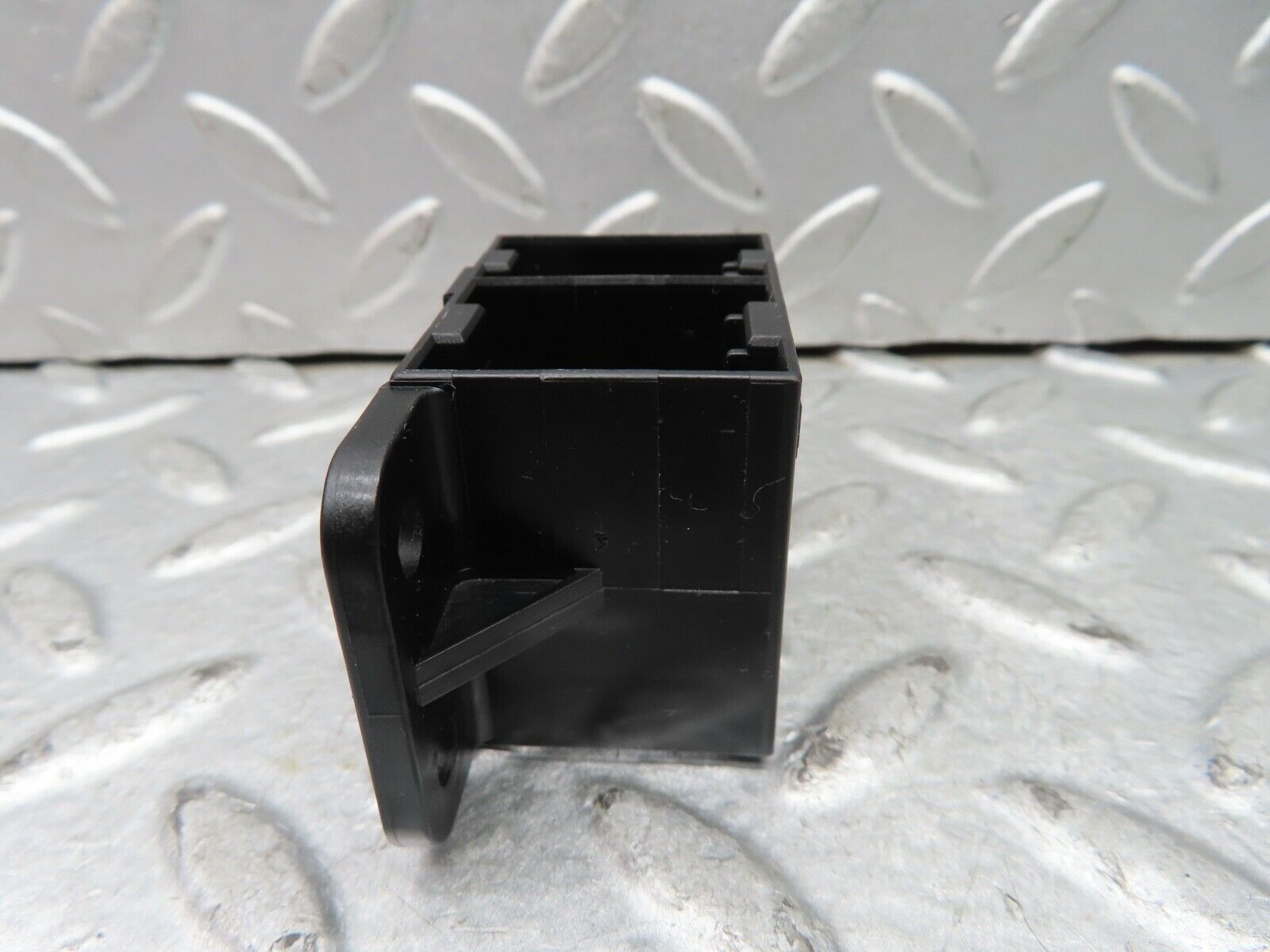 19687 Mercedes-Benz C140 CL420 Coupe Front Left Door Switch Plug 0195457028