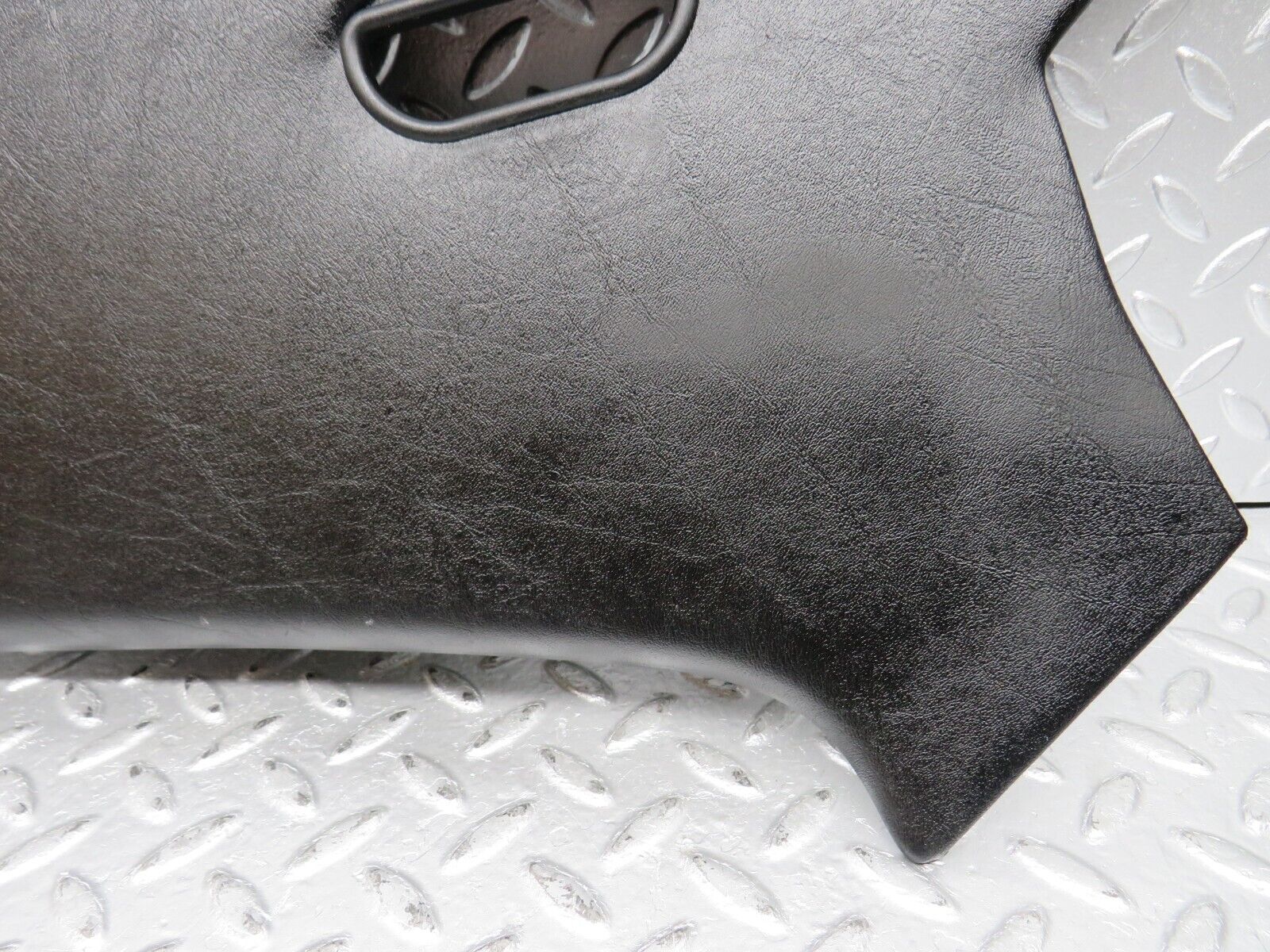 31567 Mercedes-Benz W201 190LE 1.8L C Pillar Cover Trim Right Black 2016950244