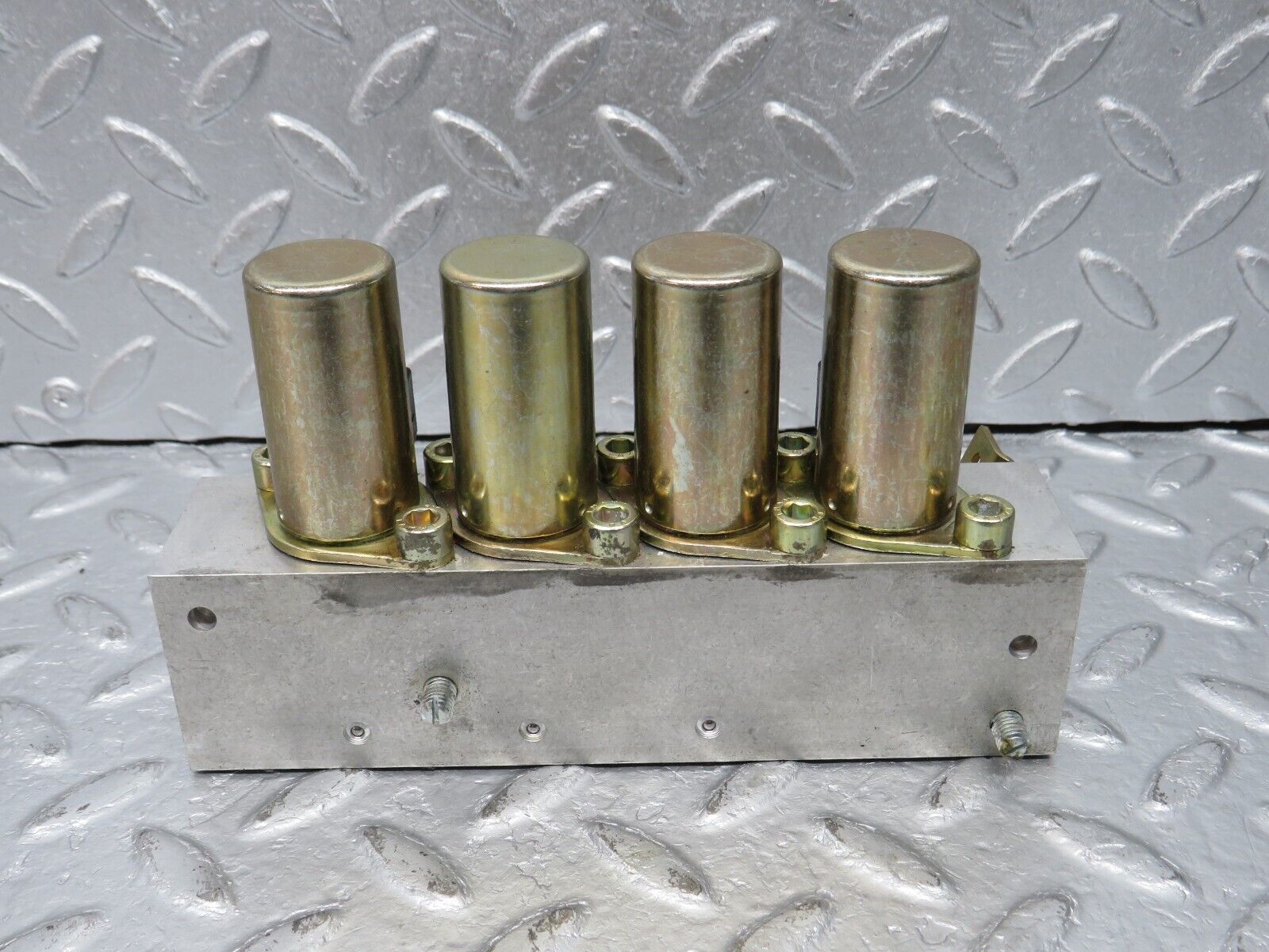 39463 Mercedes-Benz R129 320SL Coupe Roof Hydraulic Valve Left Side 1298002578