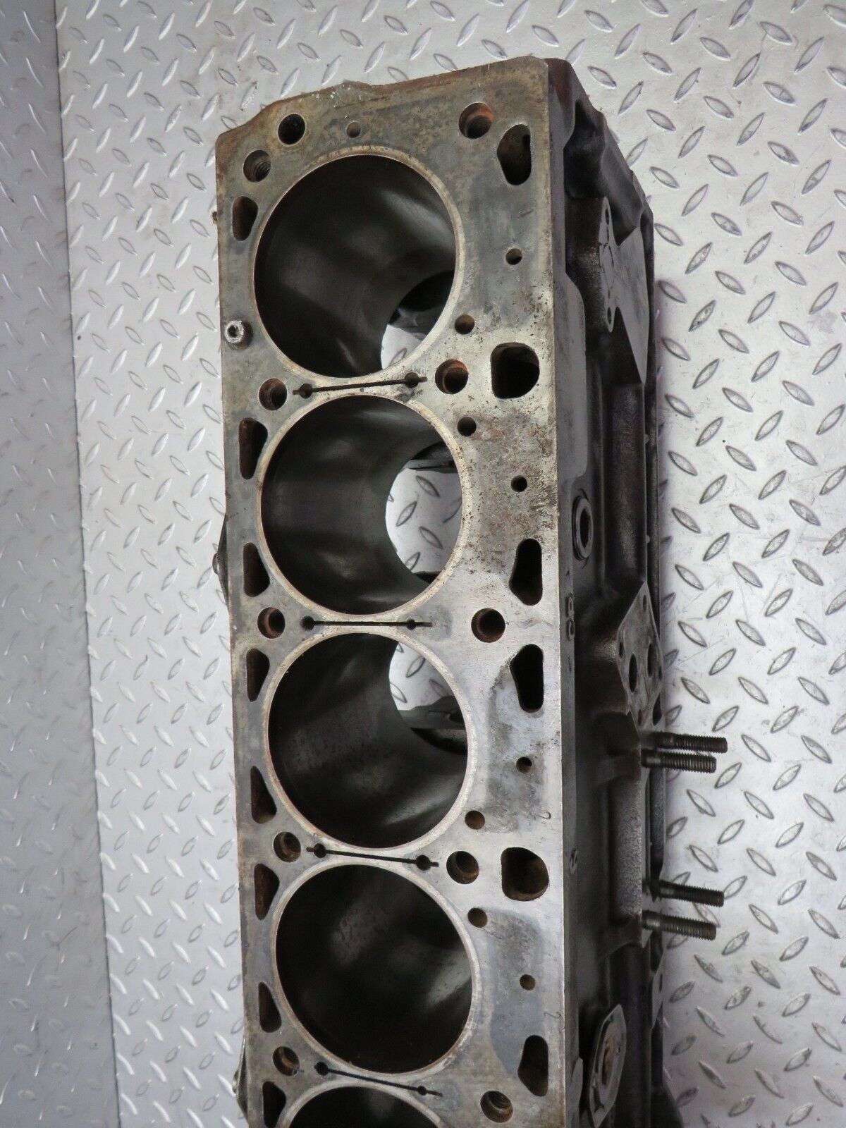 28170 Mercedes-Benz W123 280E Engine Block 1100111101 M110.984