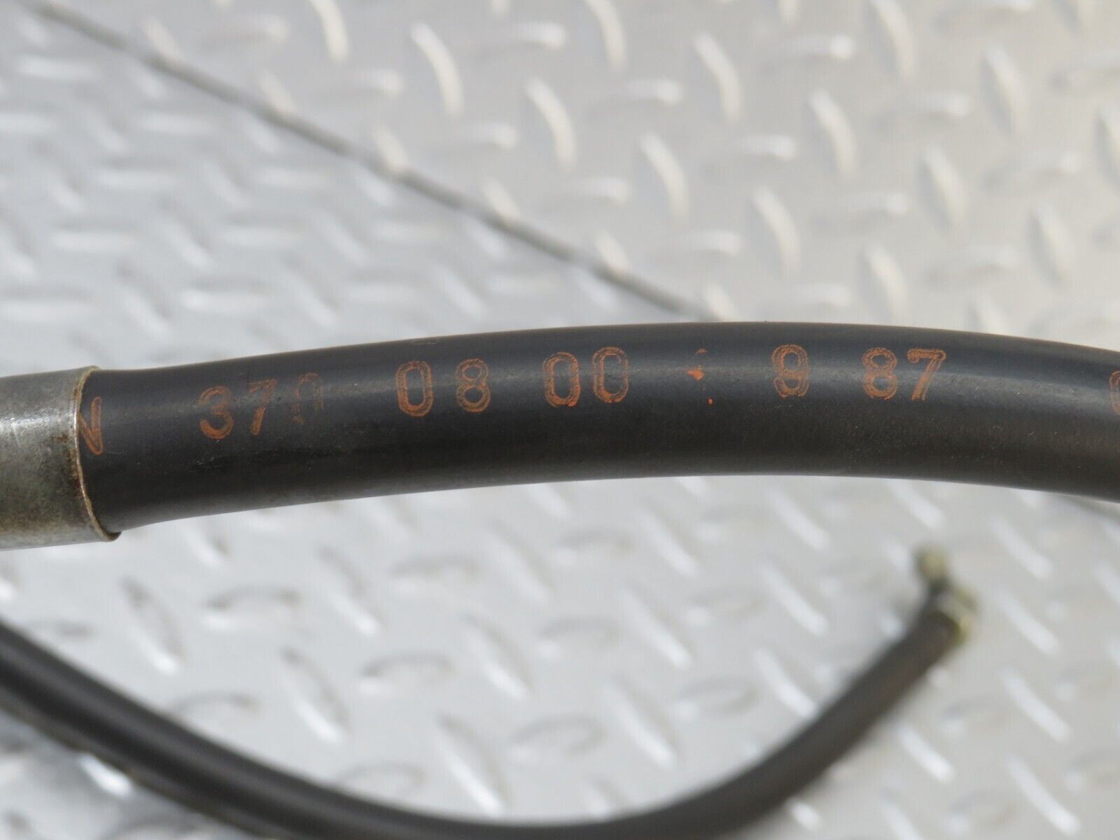 33800 Mercedes-Benz W201 190E 2.0L Fuel Hose Pipe