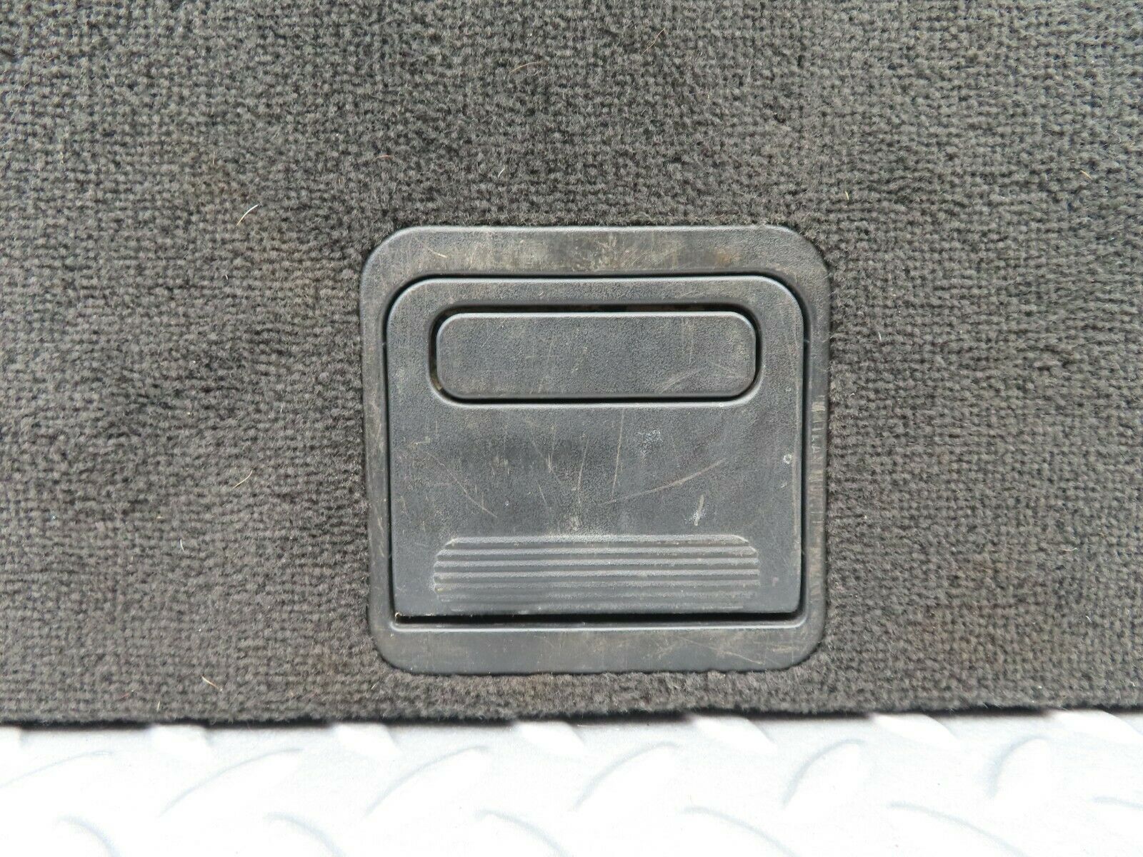6667 Mercedes-Benz S124 E220 Wagon Boot Floor Carpet