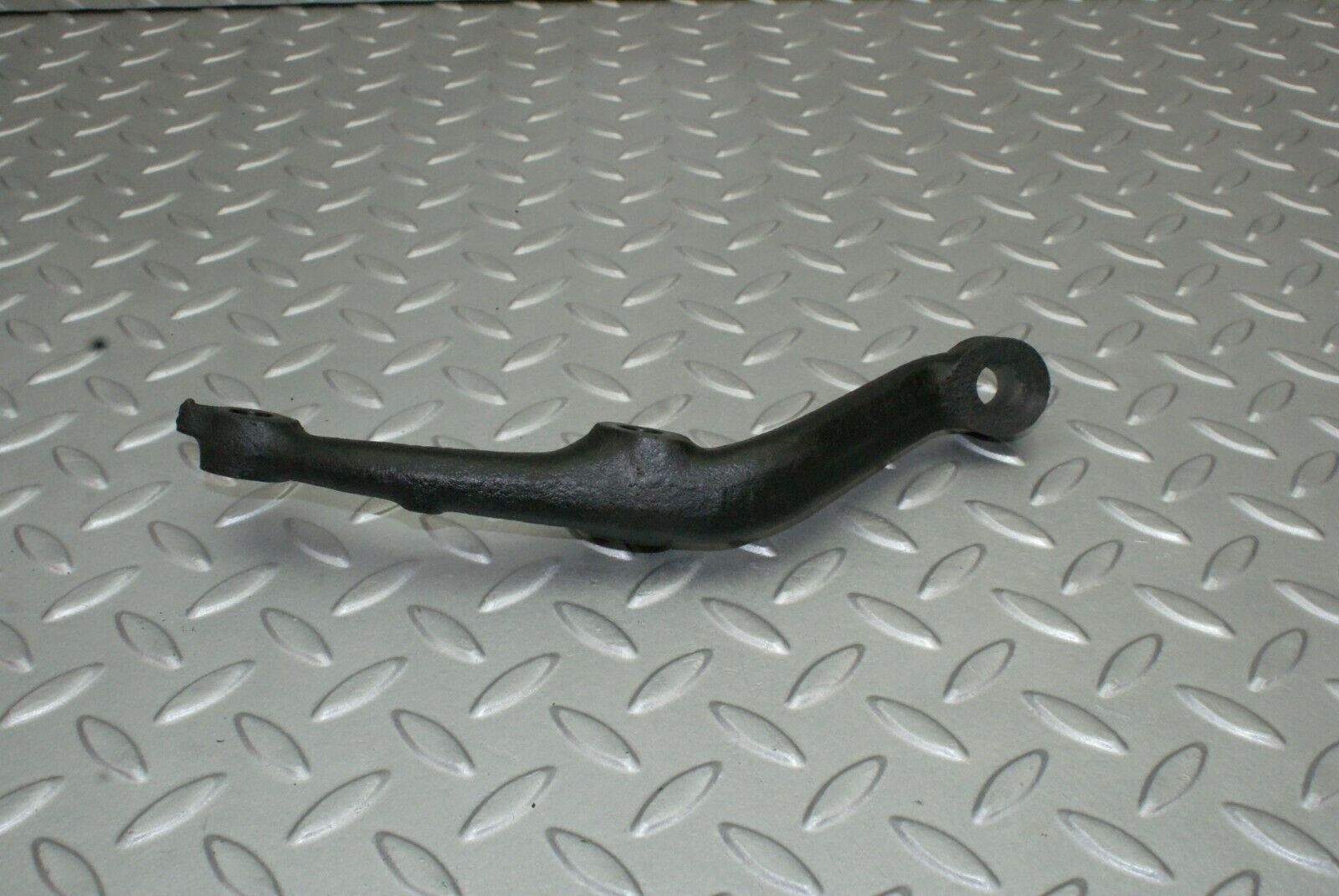 2632 Mercedes-Benz W116 350SE Front Axle Control Arm Left Side