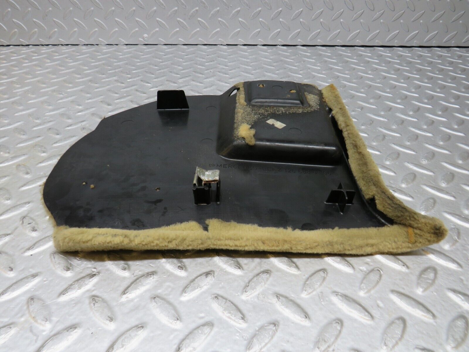 37076 Mercedes-Benz C126 420SEC Coupe Kick Panel Left Side Beige 1266880306