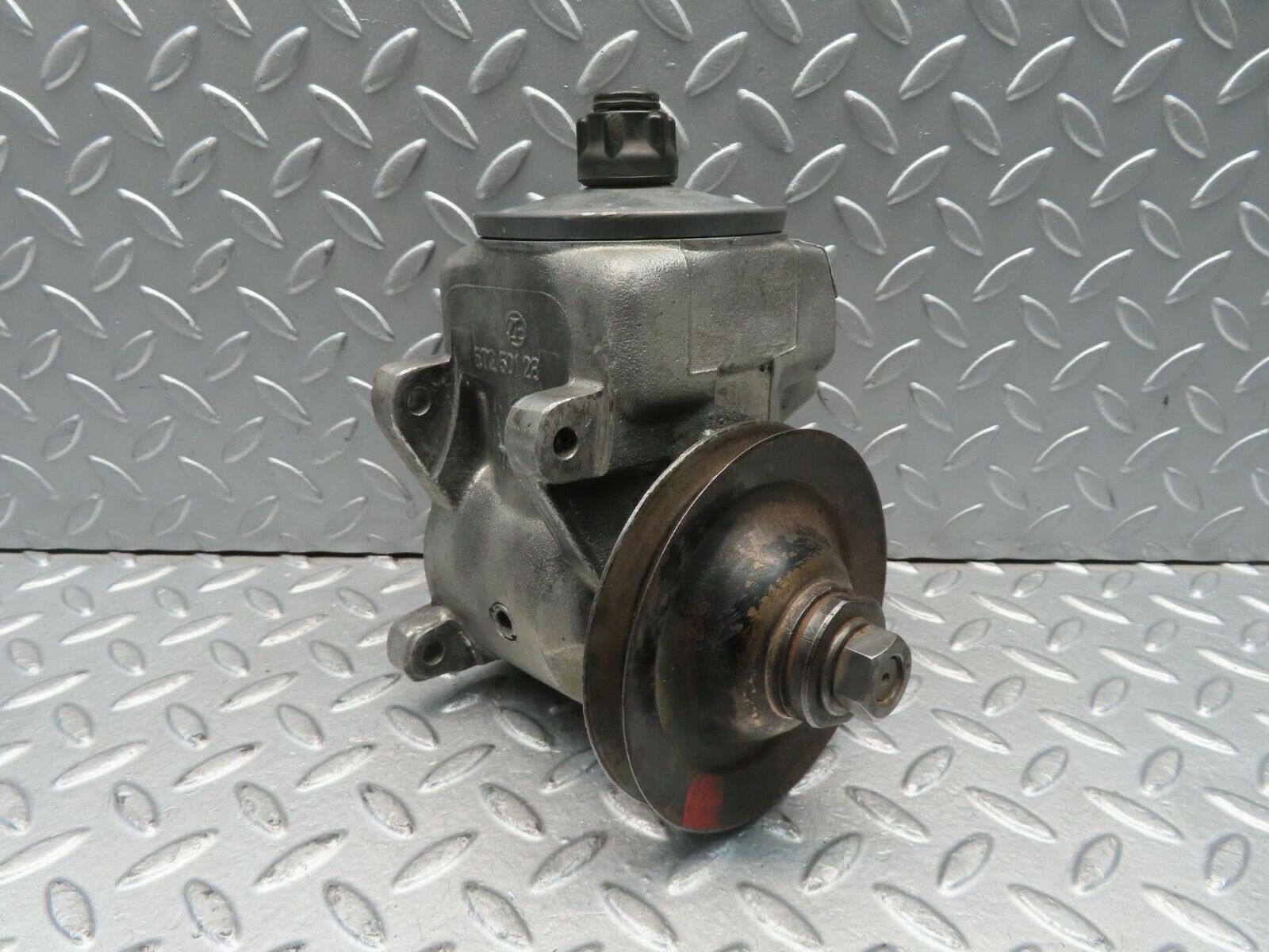 11459 Mercedes-Benz C123 230CE Coupe Power Steering Pump 7672900448 1264601380