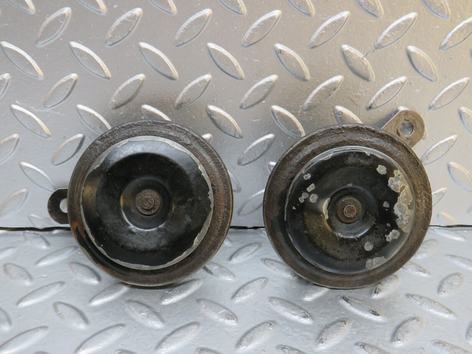 29424 Mercedes-Benz W124 230E Horn Bosch Pair 20016