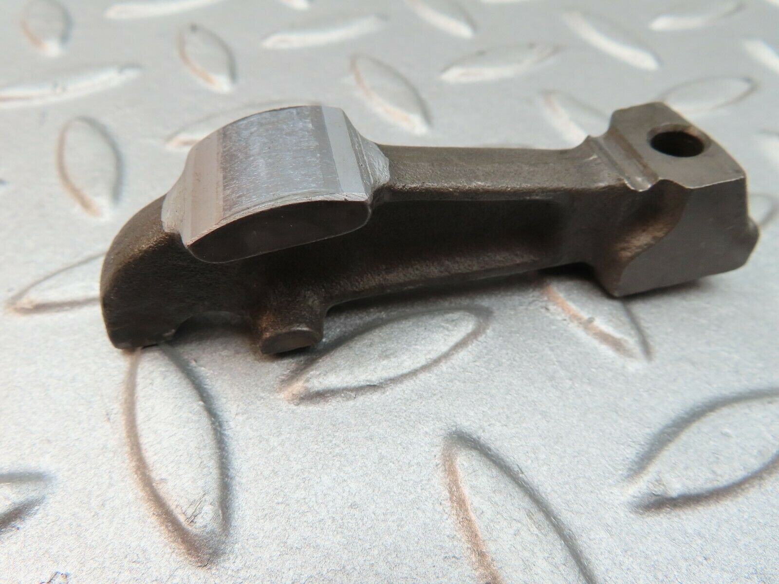 3535 Mercedes-Benz W108 280SE Valve Rocker Arm With Retaining Spring