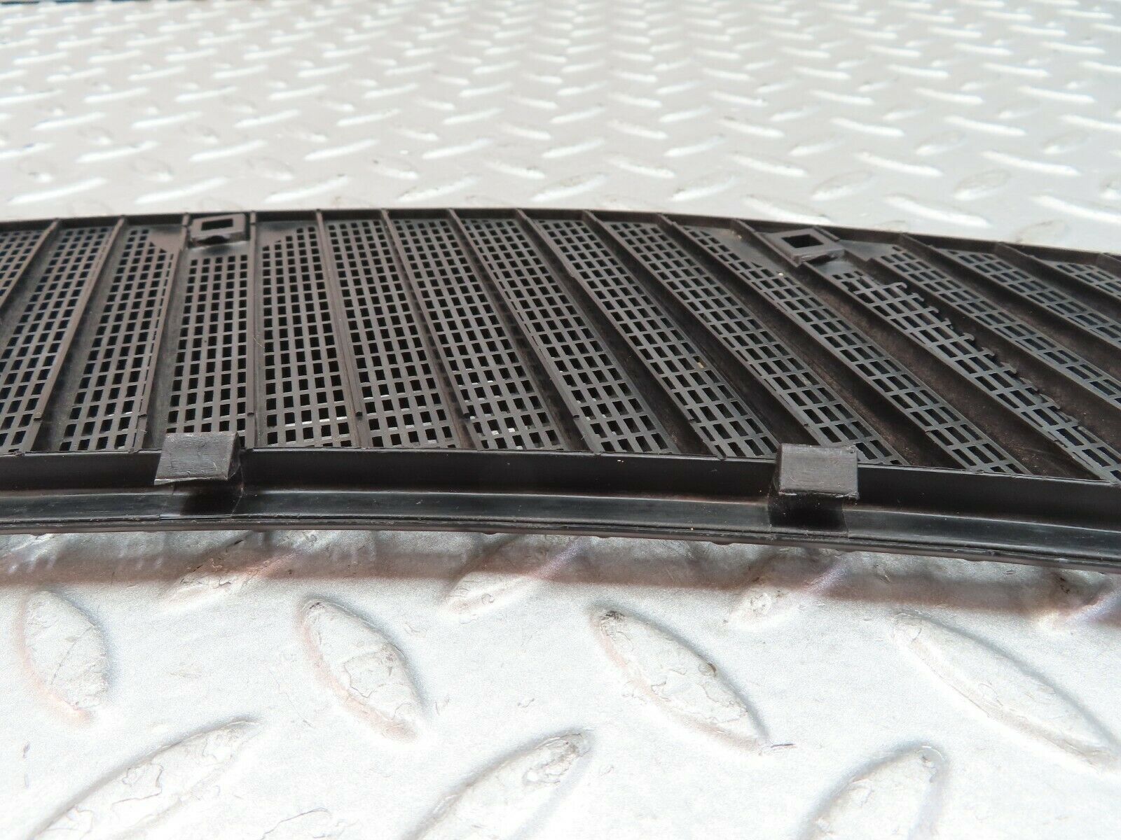 9578 Mercedes-Benz C123 280CE Coupe Air Intake Grill Left Side 1238362965