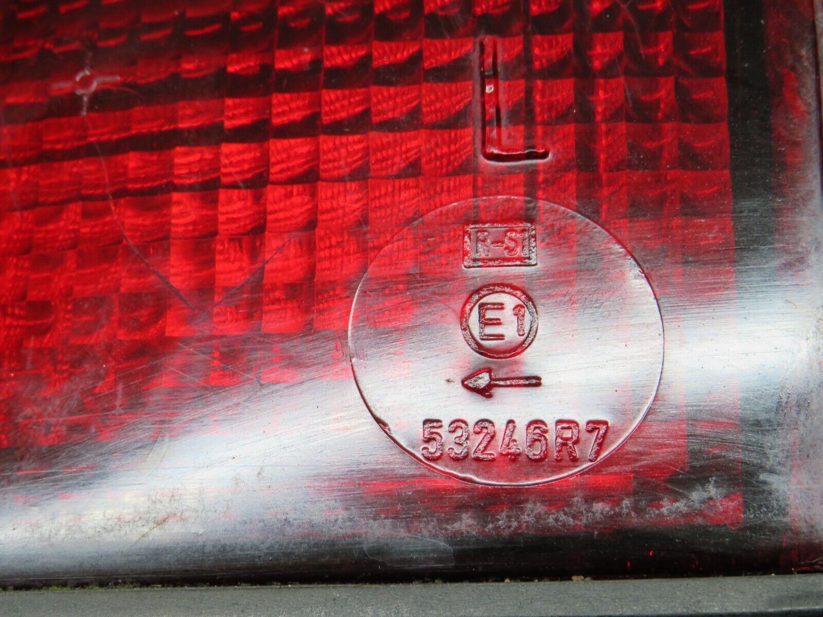 30081 Porsche 924 Tail Light Left Side Hella 53246R7