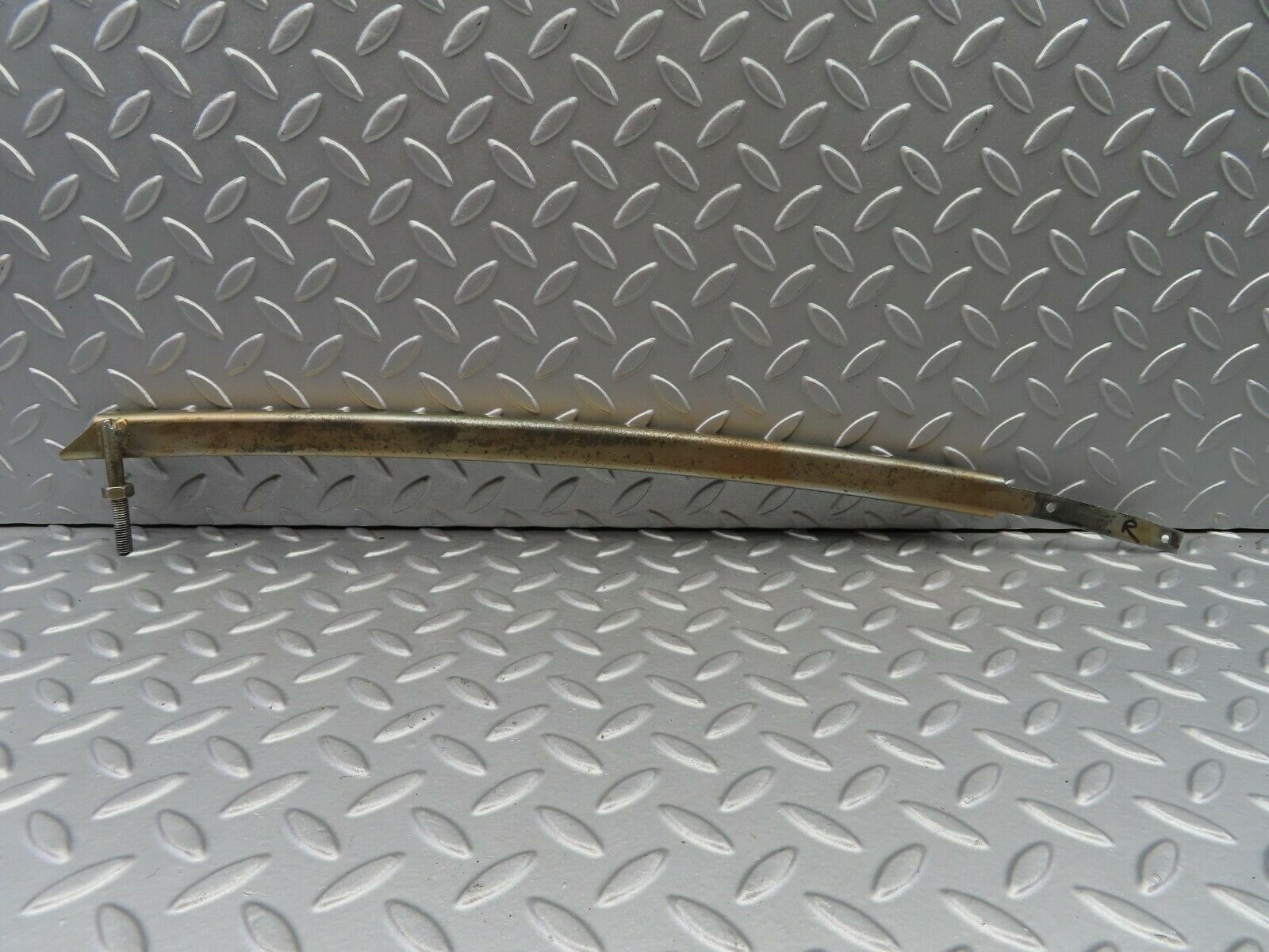 6854 Mercedes-Benz C107 350SLC Coupe Front Right Window Channel