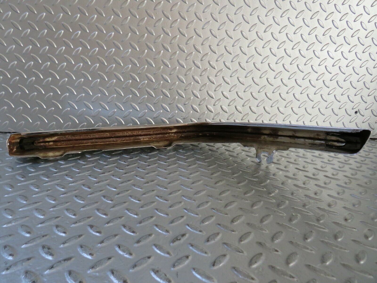 23237 Mercedes-Benz W116 350SE Front Right Upper Bumper Corner 1168800270