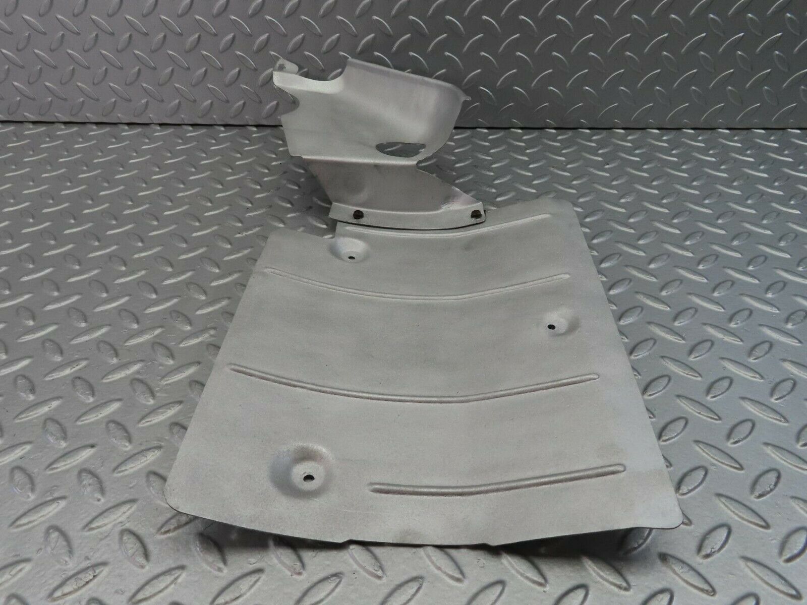 9839 Mercedes-Benz C123 280CE Coupe Exhaust Heat Shield