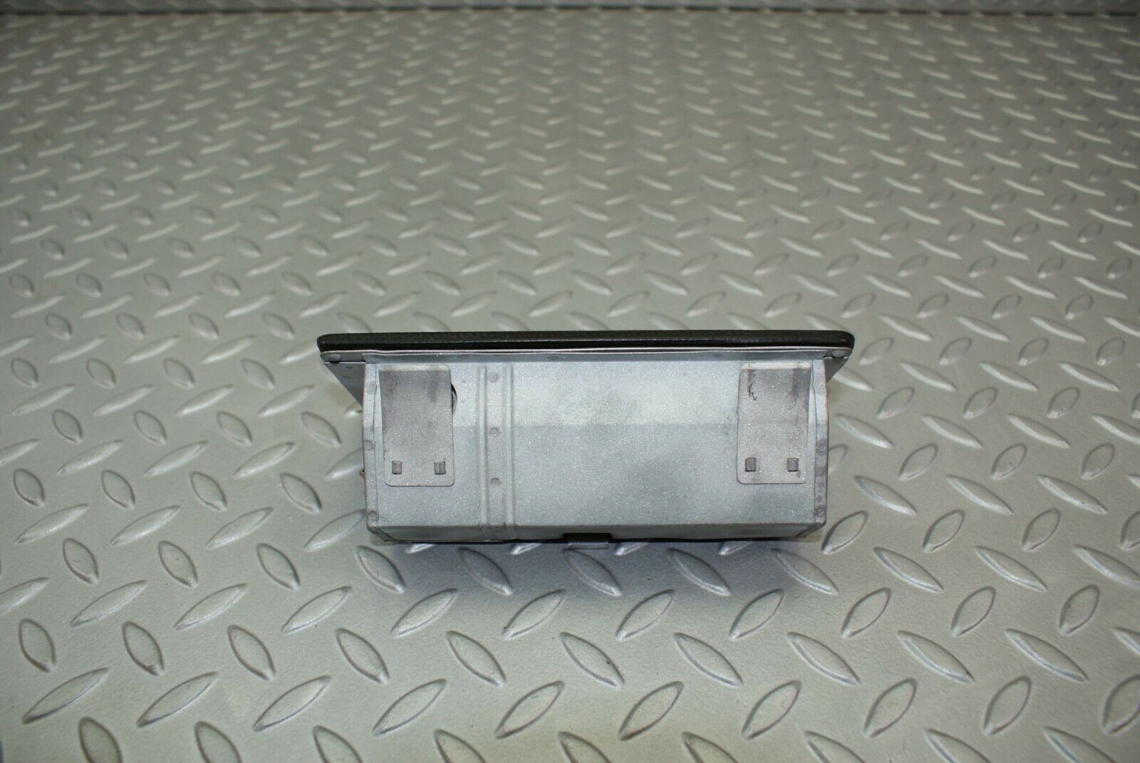 3200 Mercedes-Benz W115 220D Centre Console Ashtray