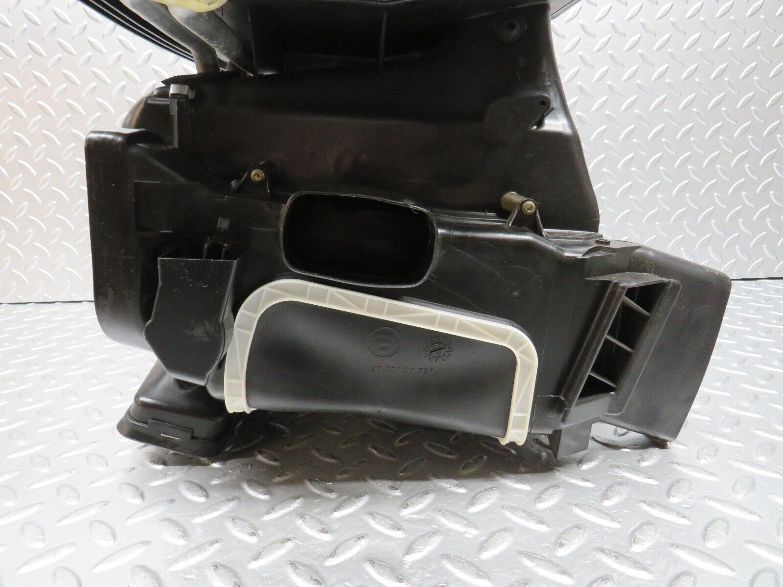 30465 Mercedes-Benz W124 230E Heater Blower Box Housing 1248304962