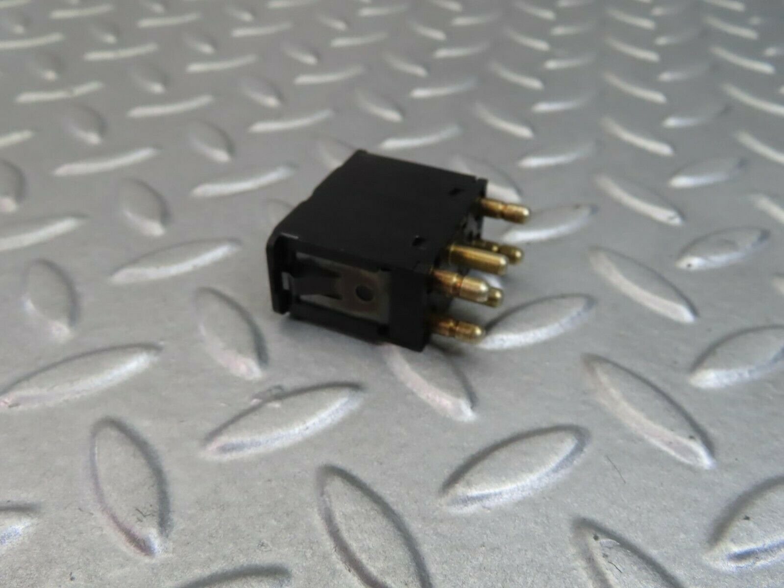 8223 Mercedes-Benz C107 Wiper Switch 0008205710