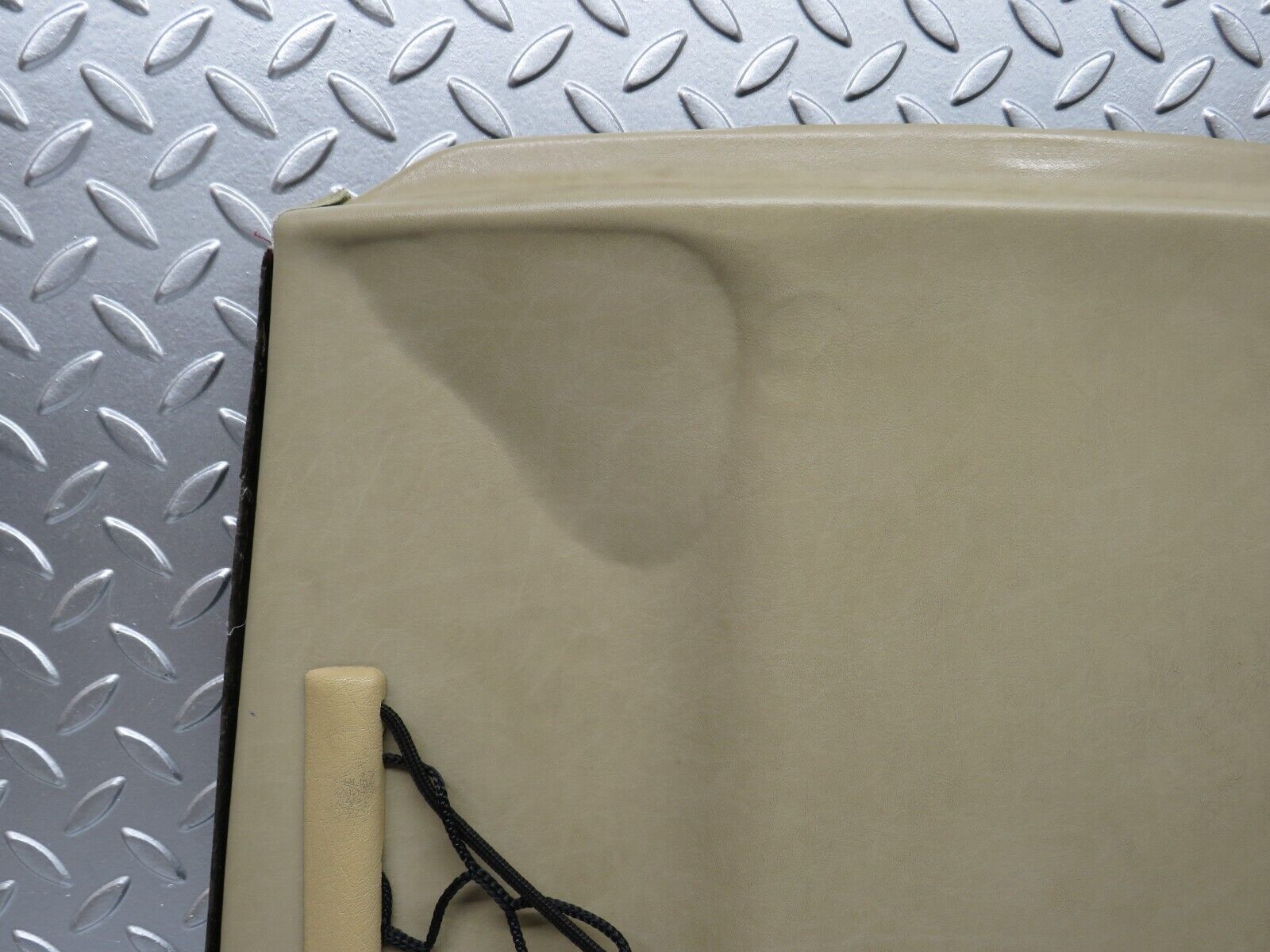 29484 Mercedes-Benz W124 230E Front Right Driver Seat Rear Cover 1249100139