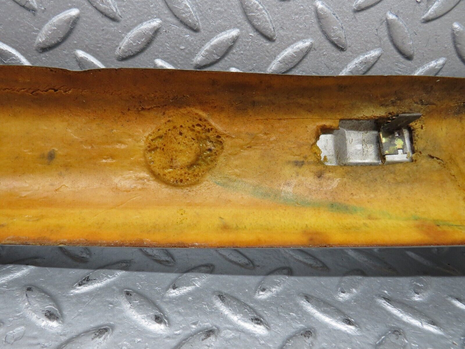 36060 Mercedes-Benz W126 420SE A Pillar Interior Cover Left Side Grey