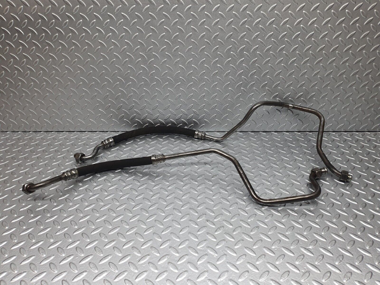 40742 Mercedes-Benz W123 300D Power Steering Oil Pipe Hose