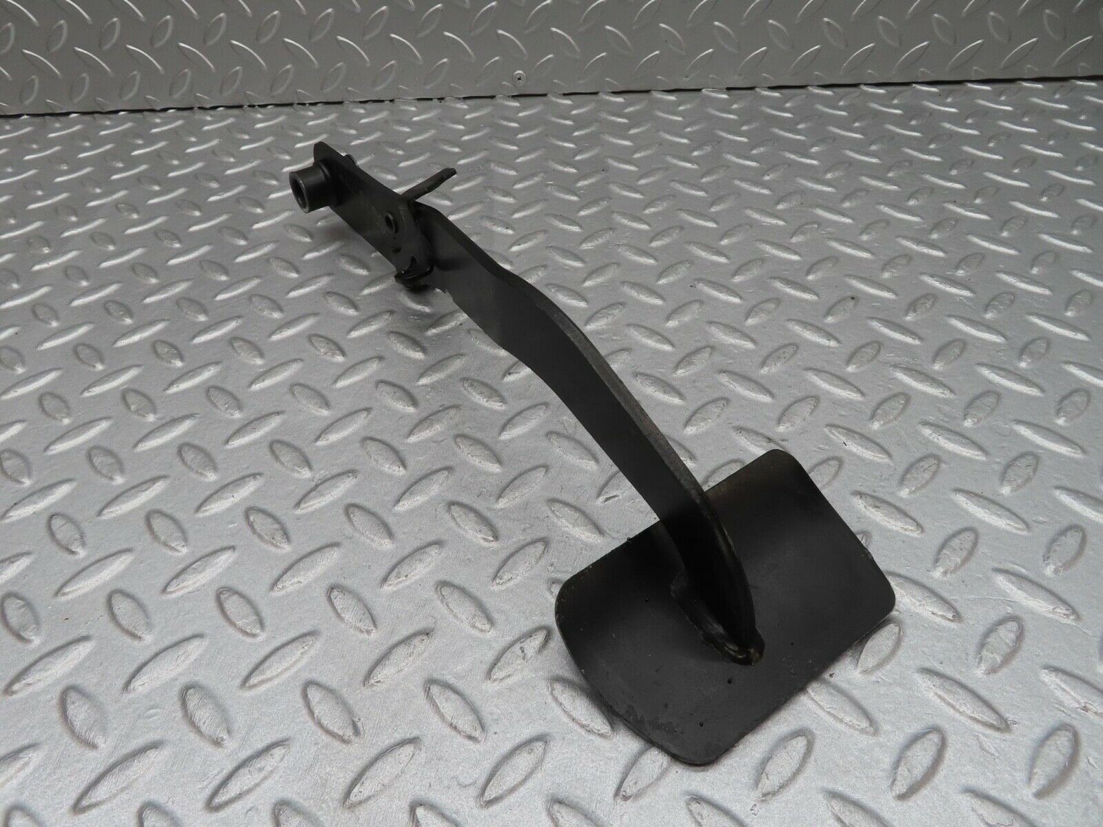 11959 Mercedes-Benz R129 300SL Coupe Brake Pedal