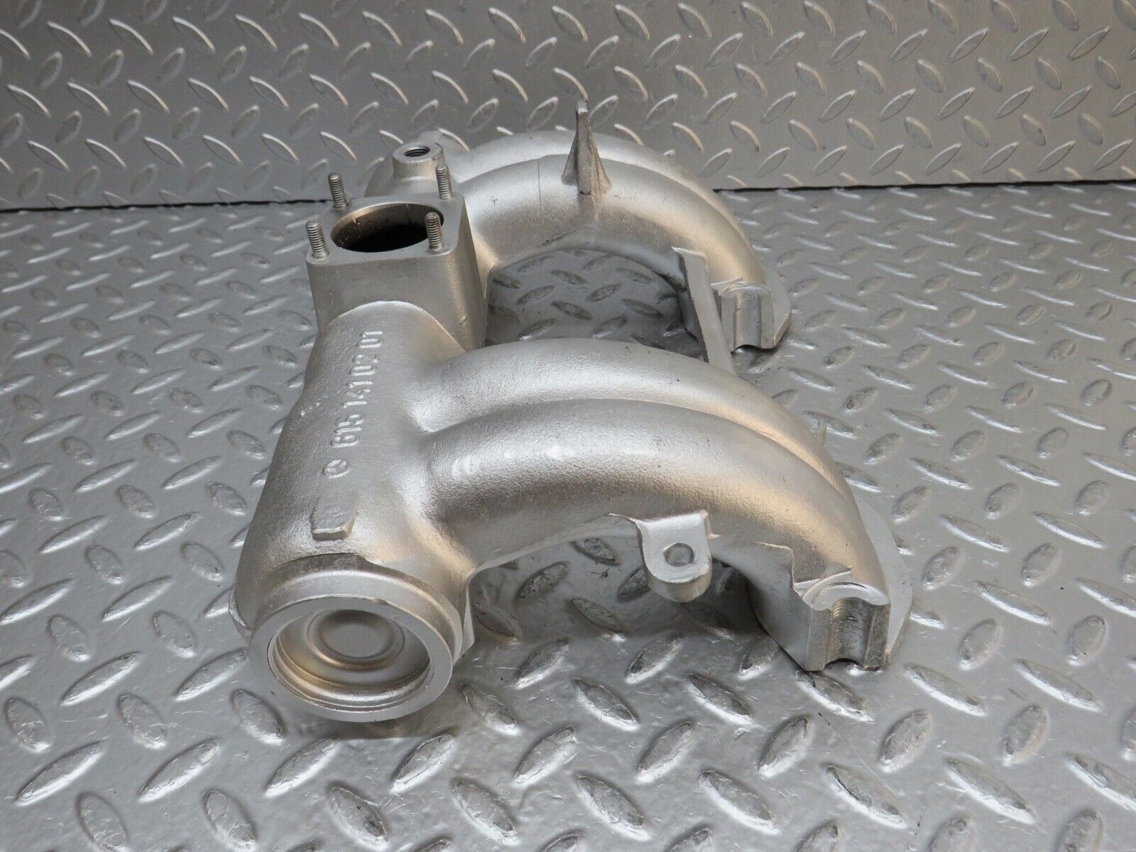 0342 Mercedes-Benz W123 220D Intake Manifold 6151410201