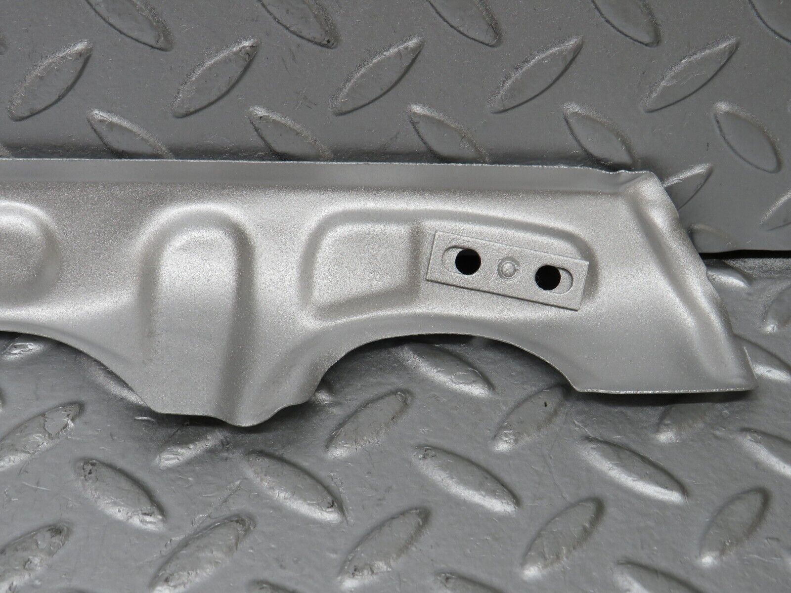 36345 Mercedes-Benz W126 420SE Exhaust Manifold Heat Shield