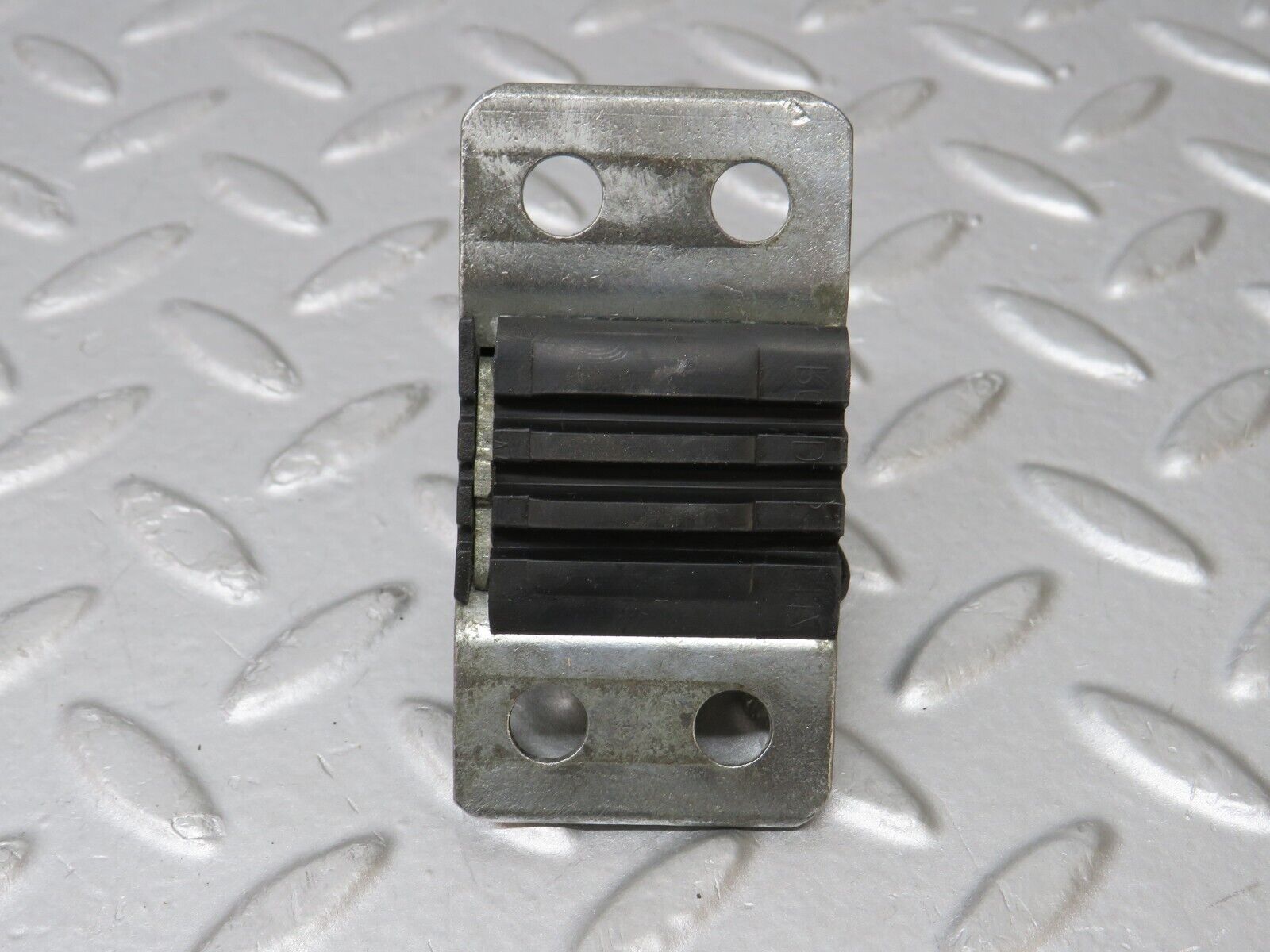 36128 Mercedes-Benz W126 420SE Door Lock Latch Right Side