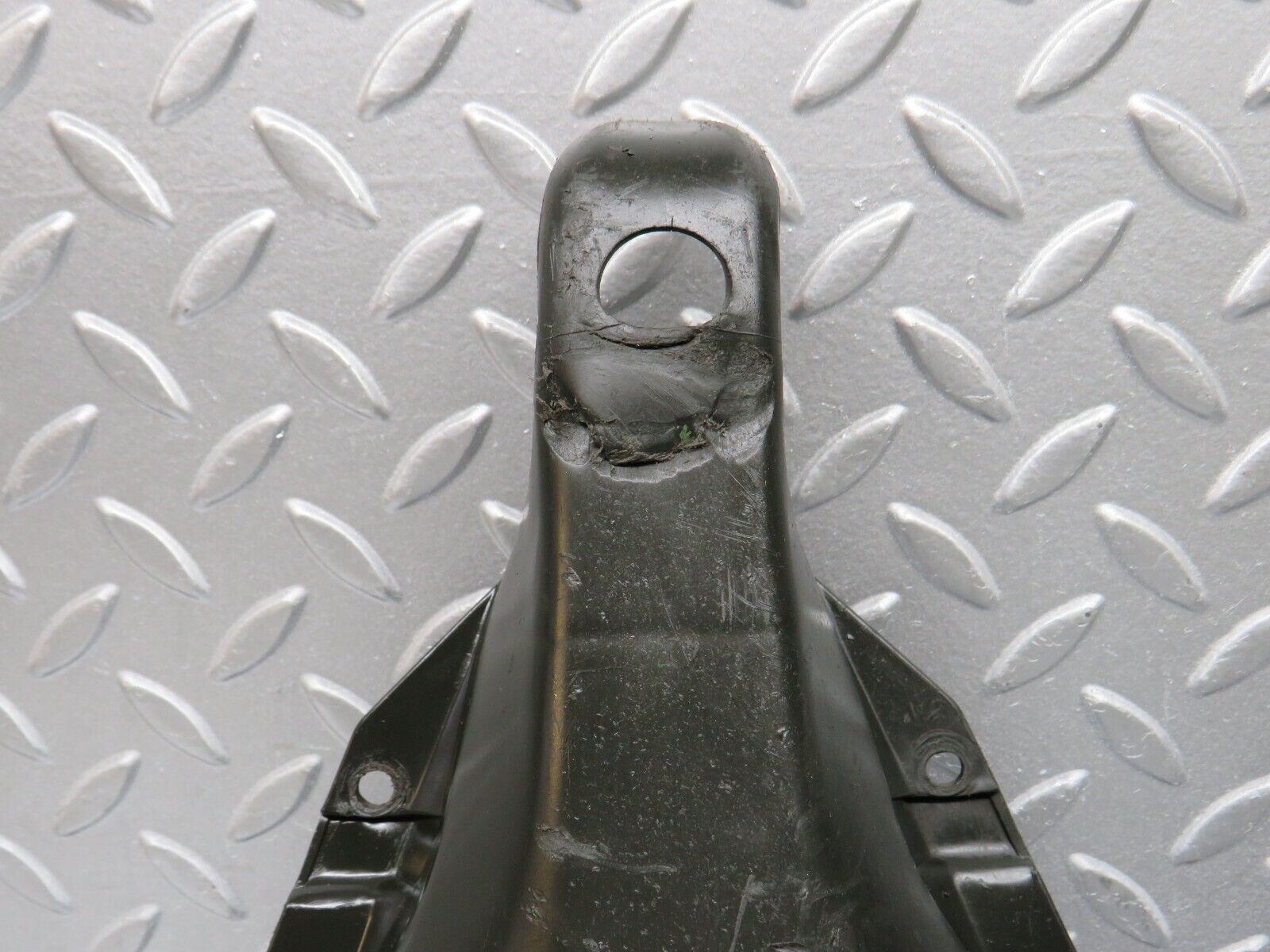 38761 Mercedes-Benz W201 190E 2.6L Rear Control Arm Cover 2x 1293520188