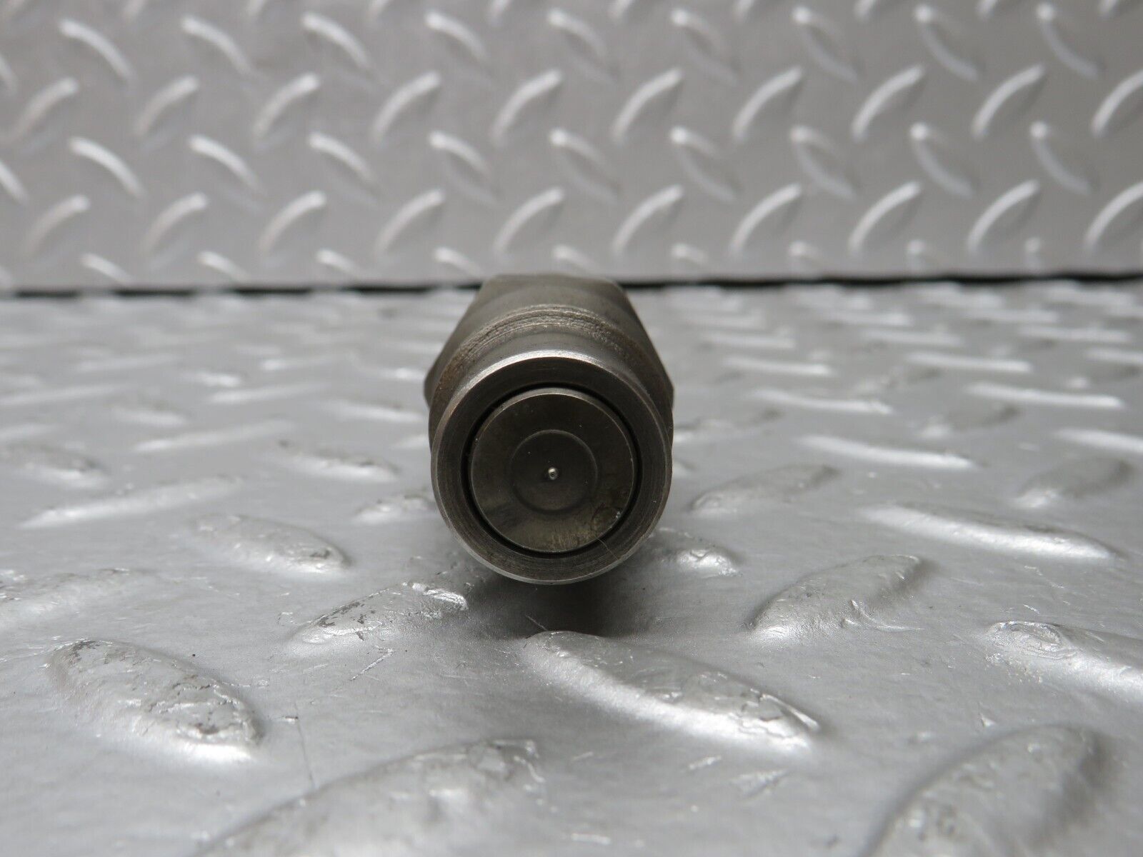 32902 Mercedes-Benz W123 300D Fuel Injector Bosch KCA30S35/4