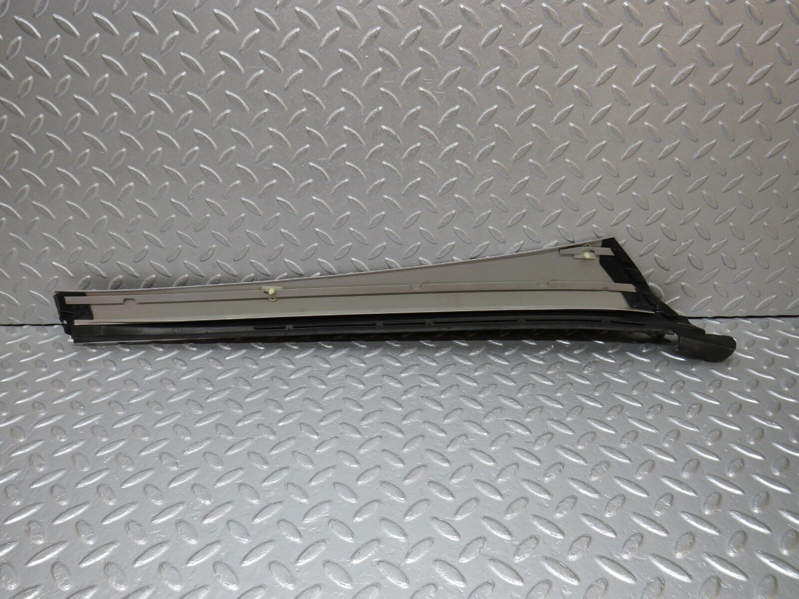 39354 Mercedes-Benz R129 320SL Coupe A Pillar Exterior Cover Trim Right 1296980218 1296980298