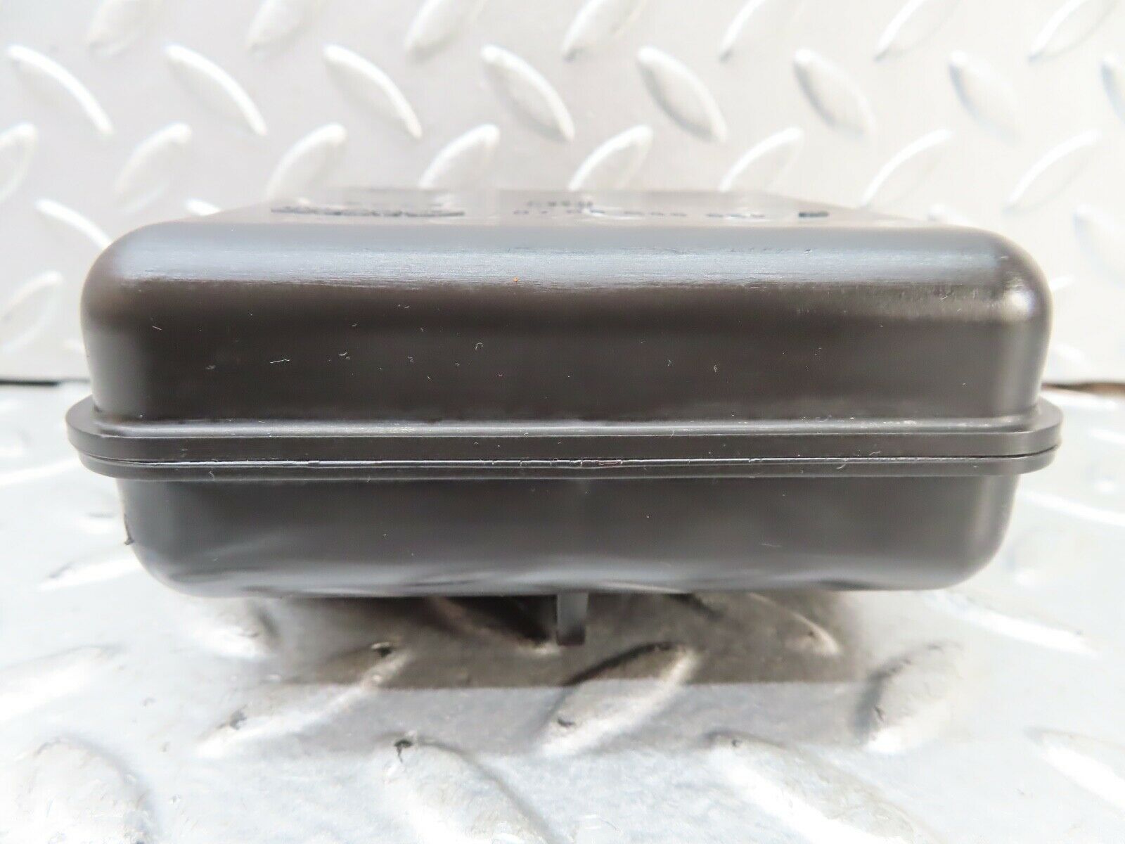 19323 Mercedes-Benz C140 CL420 Coupe Air Vacuum Expansion Tank 1298050019