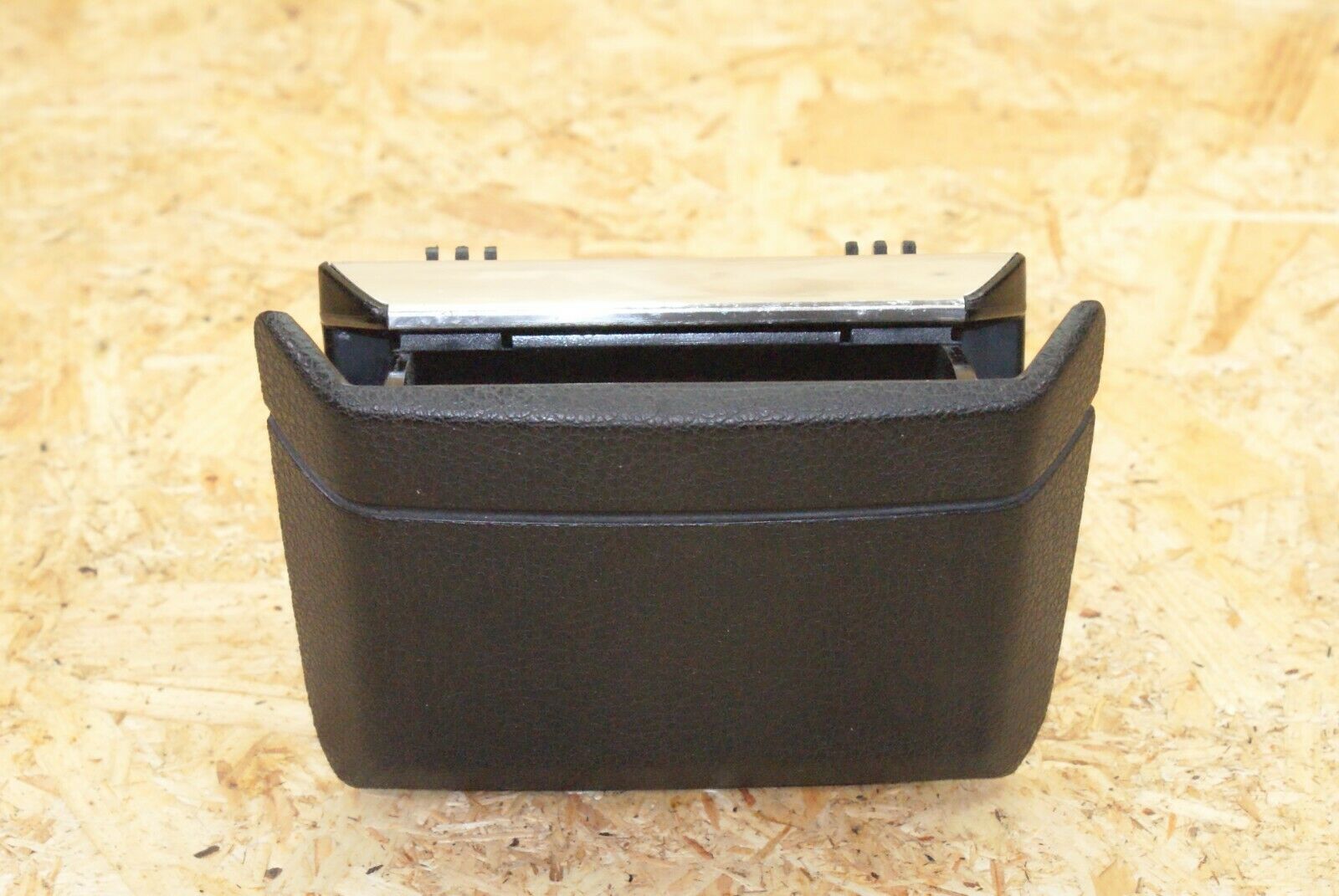 2323 Mercedes-Benz W123 280E Rear Ashtray Black