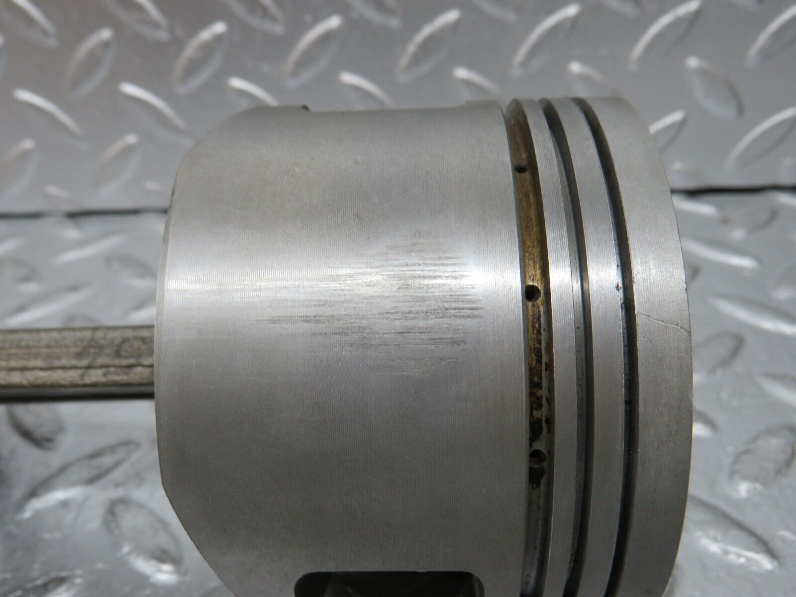 32649 Mercedes-Benz S124 300TE Wagon Piston With Connecting Rod 88.485mm 10205