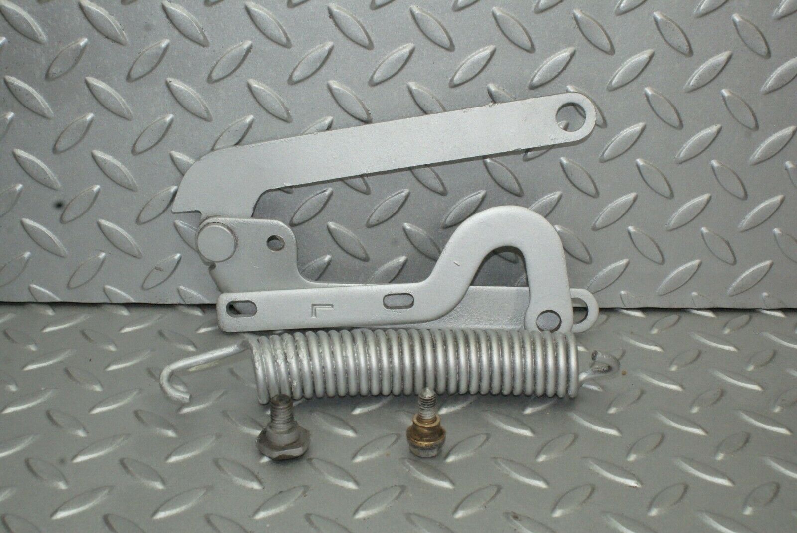 2501 Mercedes-Benz W116 350SE Bonnet Hinge Left Side