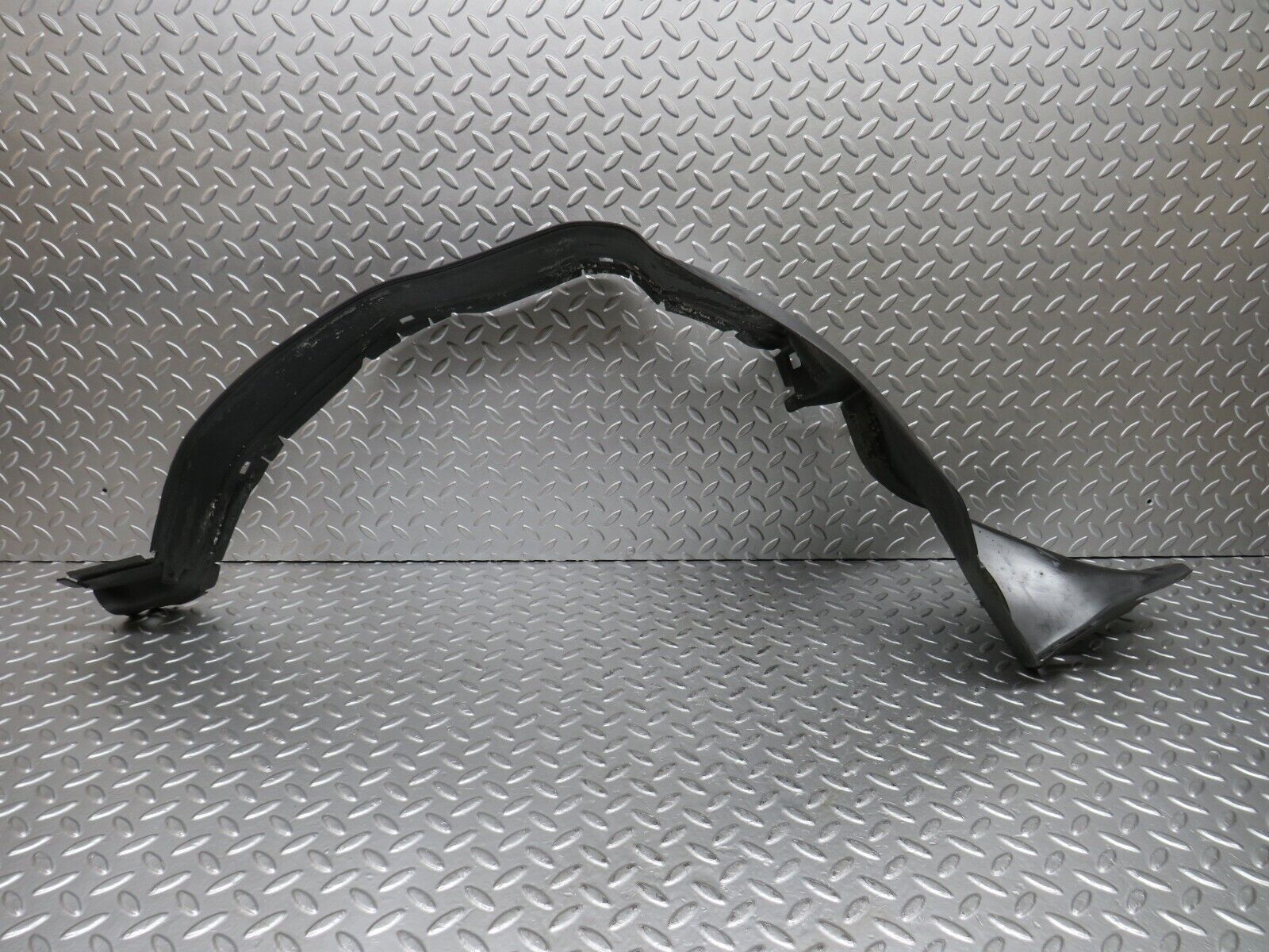 30238 Mercedes-Benz W124 230E Front Left Inner Fender Wing Splash Guard 1248840735