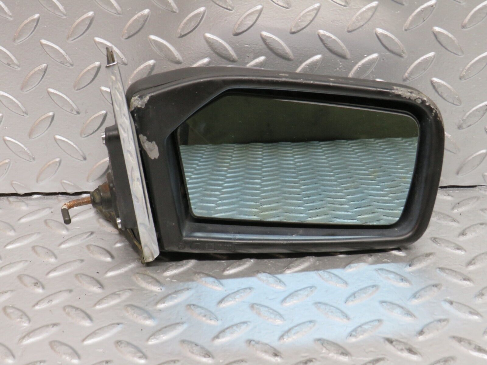 28105 Mercedes-Benz W123 280E Right Wing Mirror Chrome 1238110461