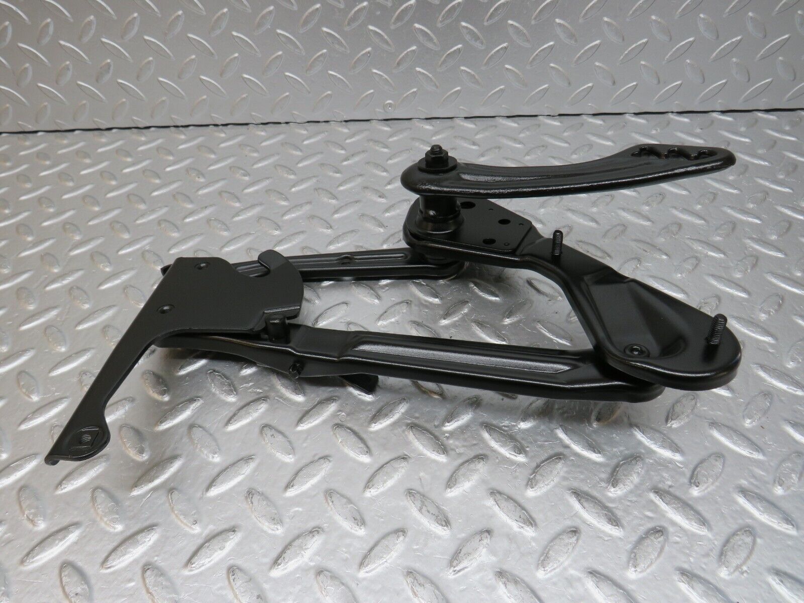 32525 Mercedes-Benz S124 300TE Wagon Bonnet Hinge Left 1248800128 1248870974