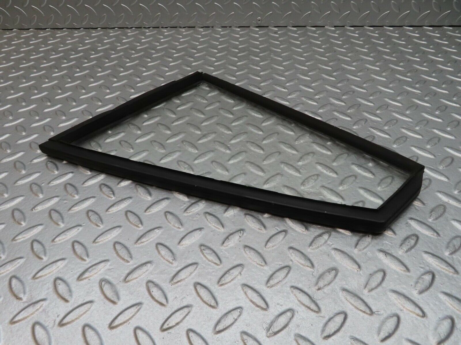 12912 Mercedes-Benz W111 220SE Rear Right Door Quarter Window