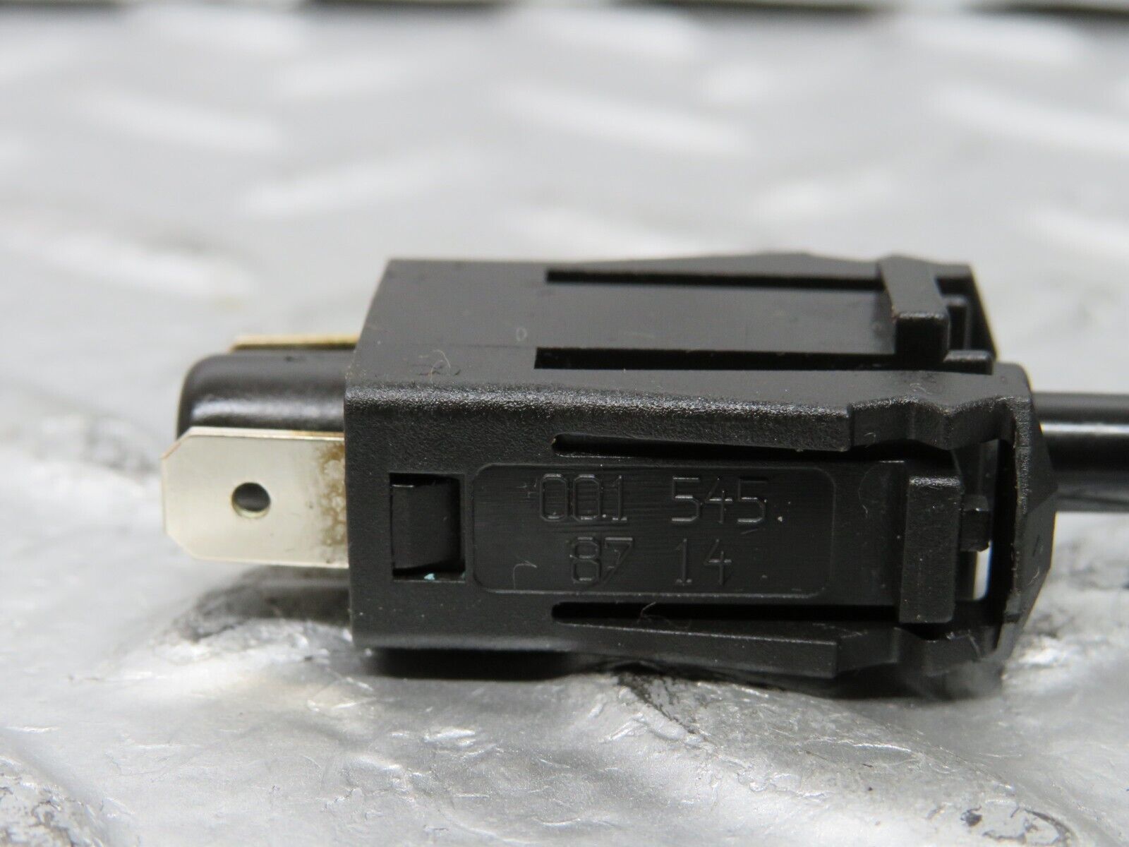 24904 Mercedes-Benz W140 S320 Door Contact Switch 0015458714