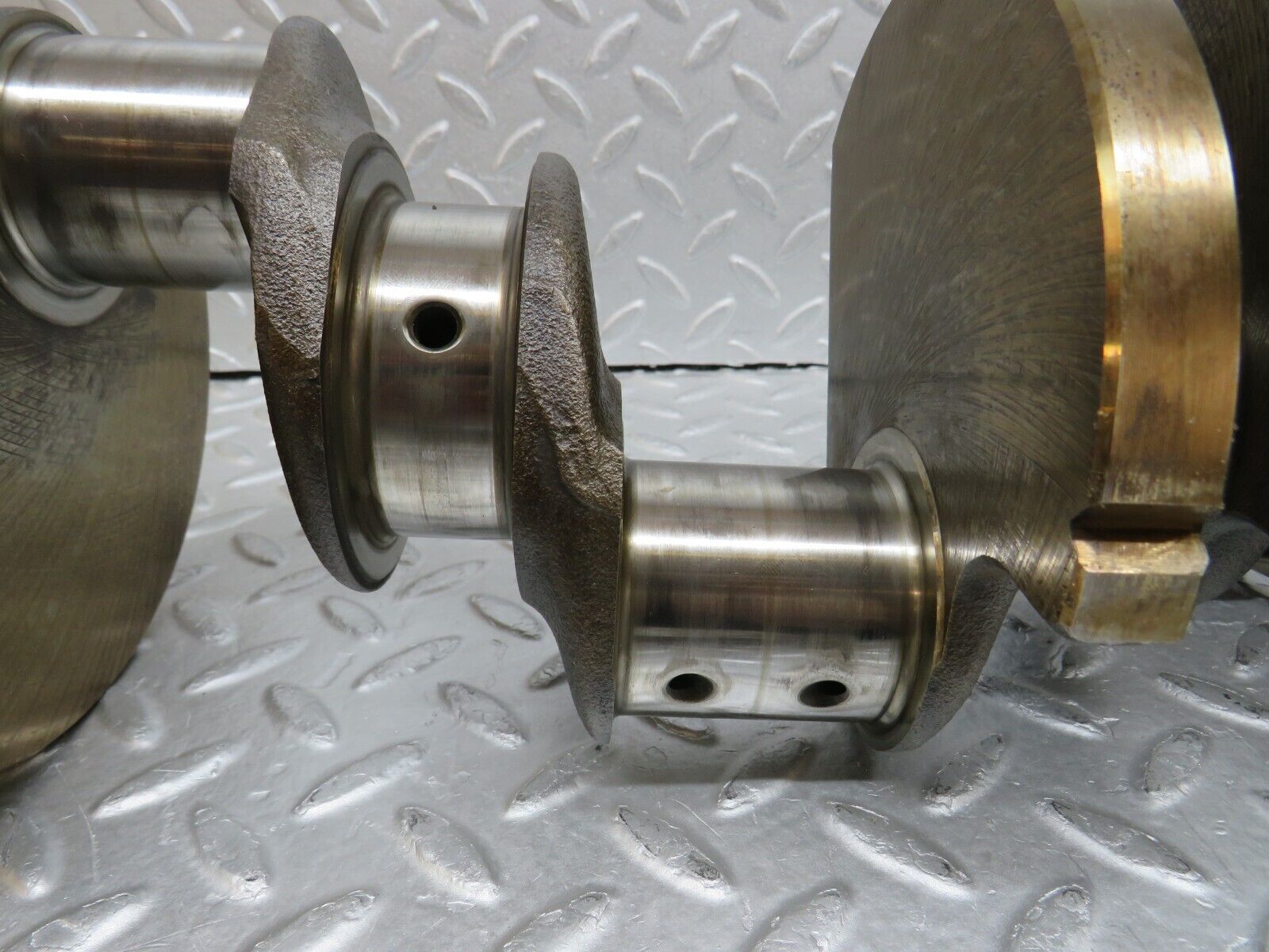 37151 Mercedes-Benz C126 420SEC Coupe Crankshaft 1160312501