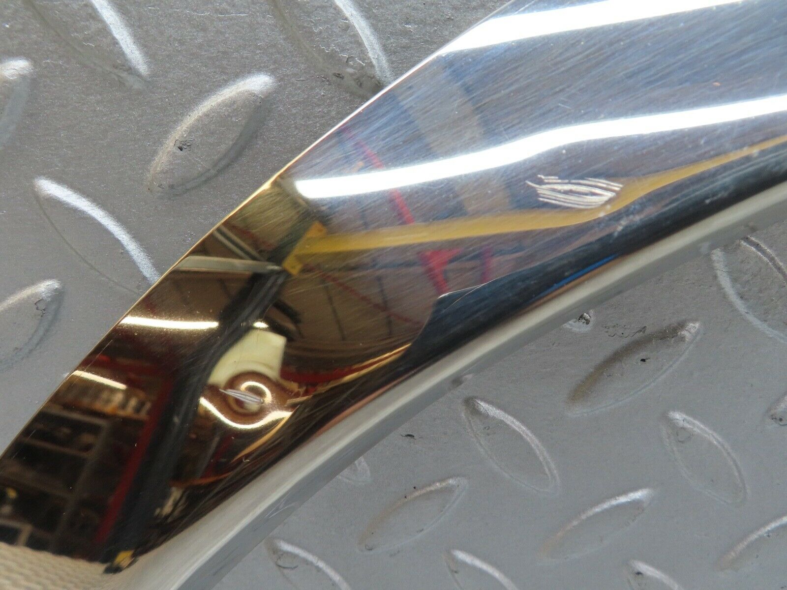 17677 Mercedes-Benz W116 450SEL Front Left Wheel Arch Chrome Trim