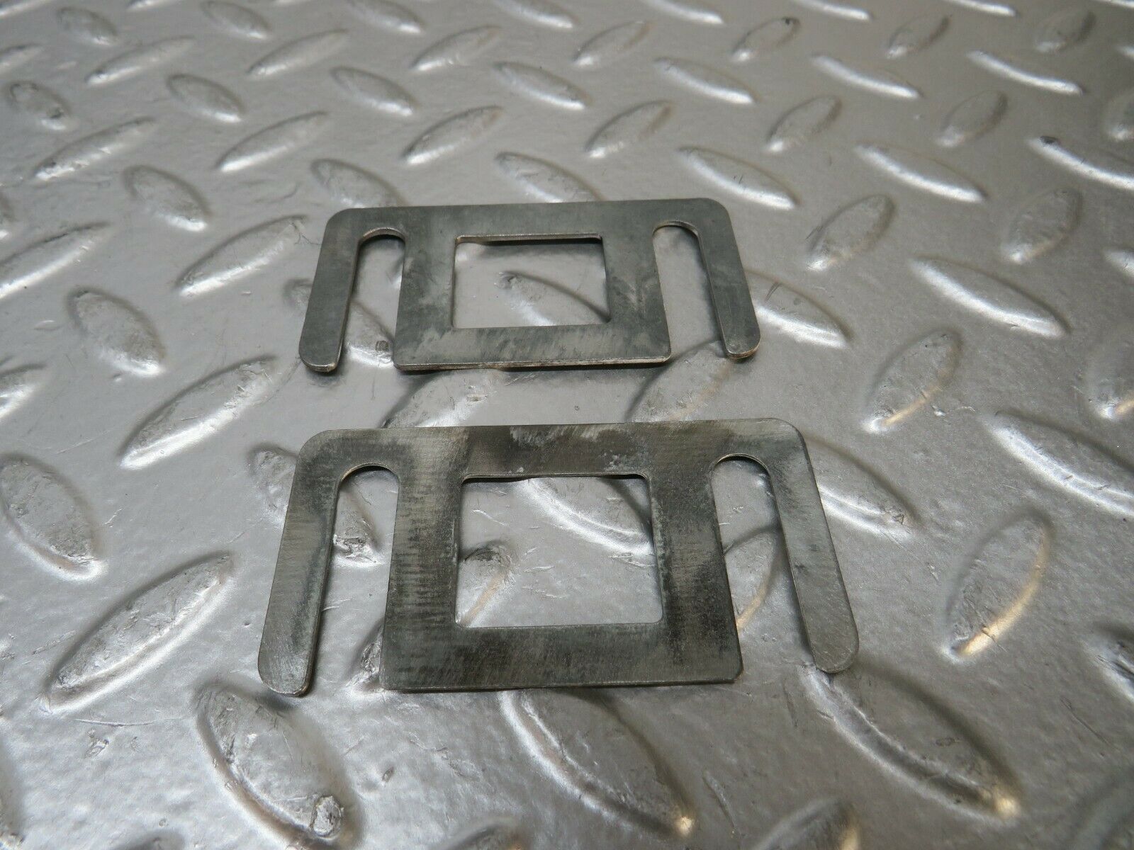 23345 Mercedes-Benz W116 350SE Door Lock Latch Left Side