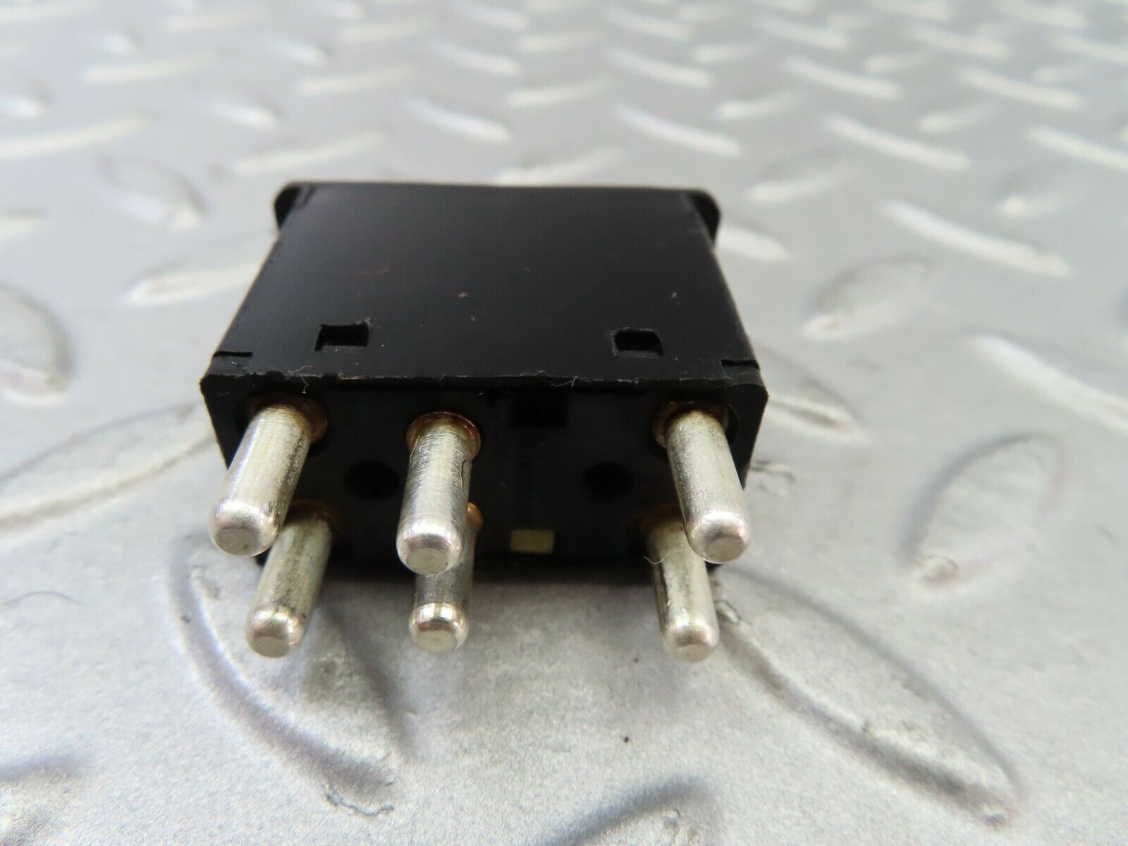 7650 Mercedes-Benz S123 230TE Wagon Rear Wiper And Light Switch 0018203510