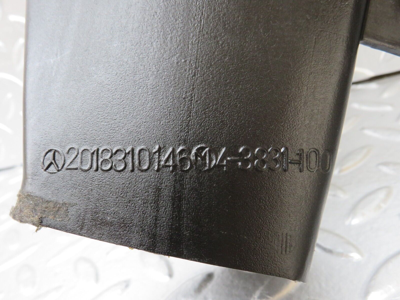 25138 Mercedes-Benz W201 190D Air Duct Heater Ventilation Left 2018312146