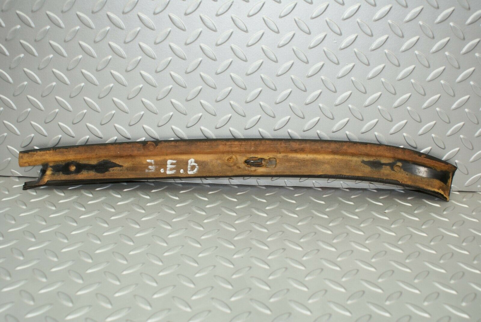 3128 Mercedes-Benz W115 220D Interior Roof Panel Trim