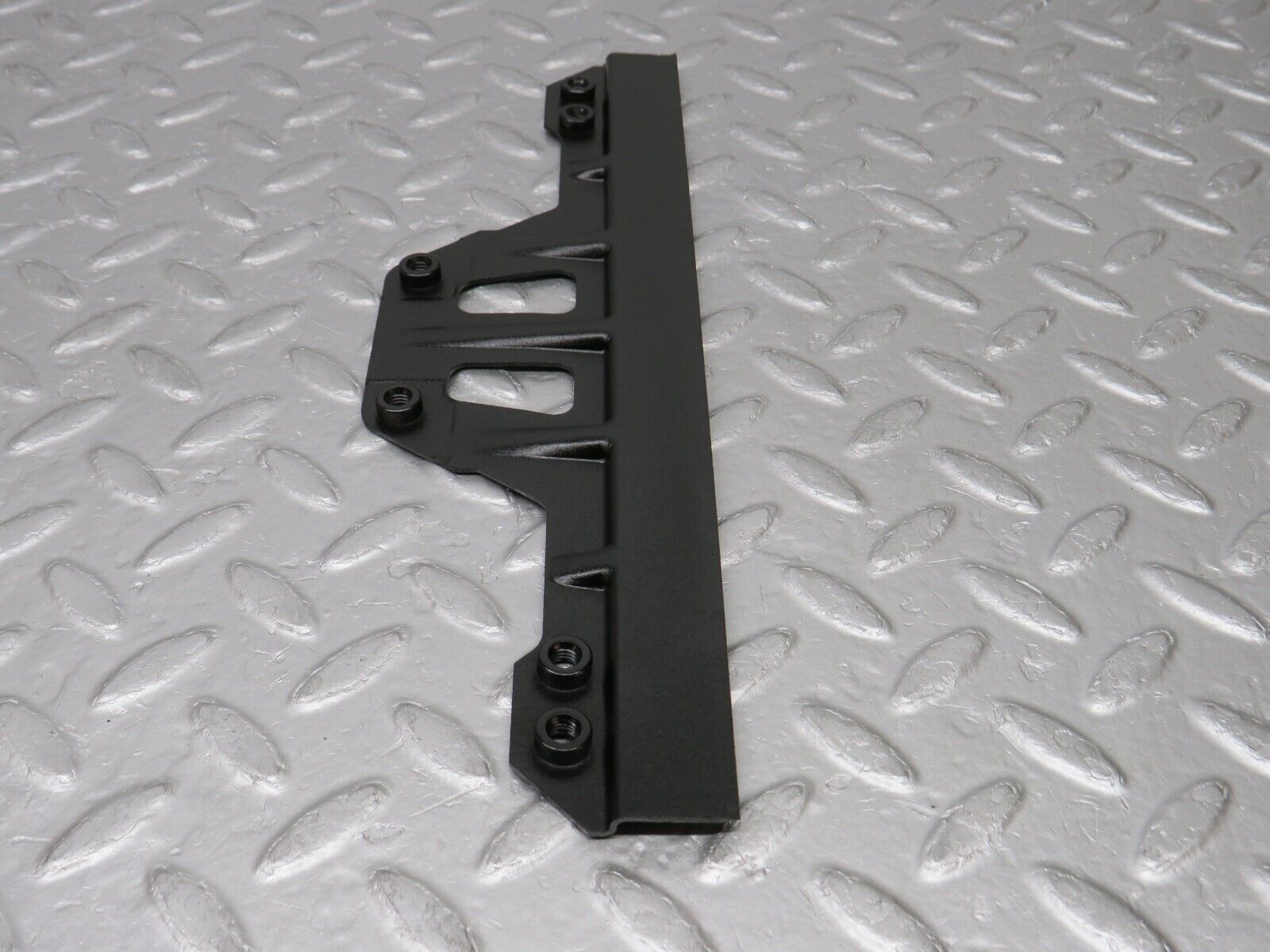 38013 Mercedes-Benz A124 320E Cabriolet Rear Right Power Window Regulator Bracket