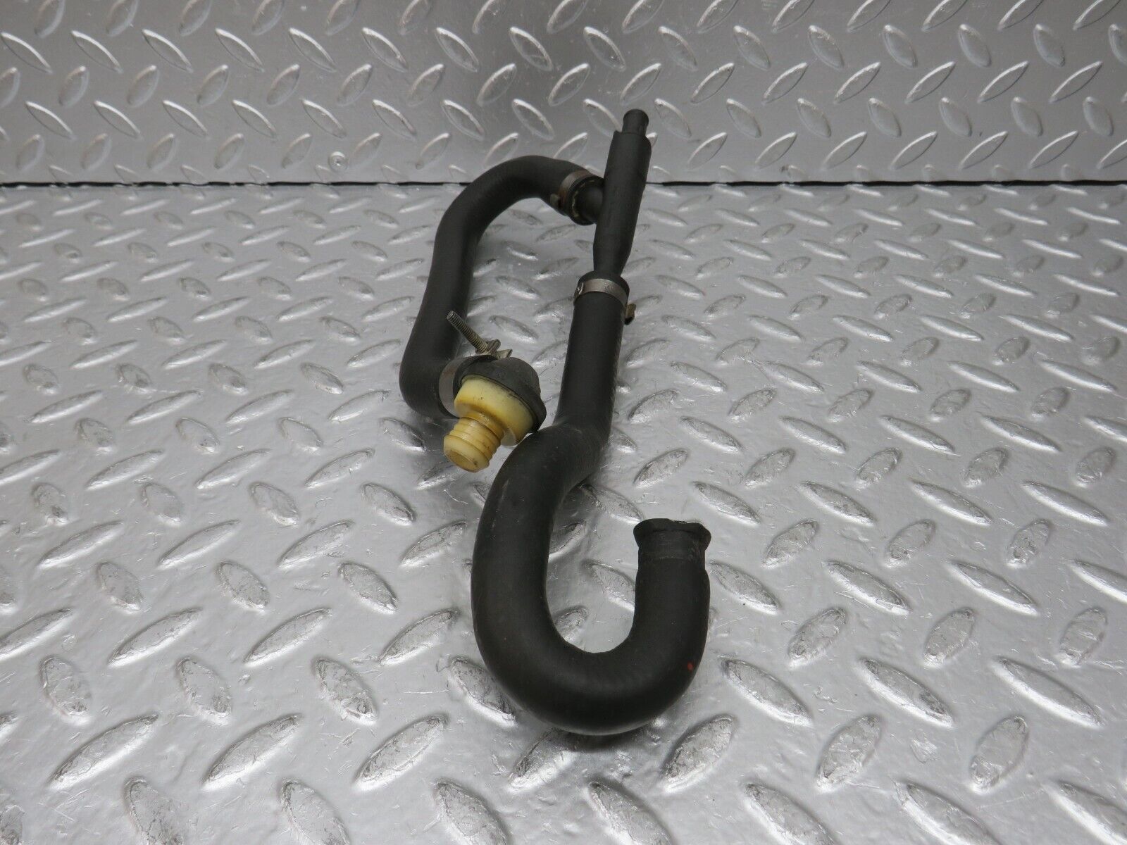 30033 Porsche 924 Brake Servo Vacuum Pipe 035133753