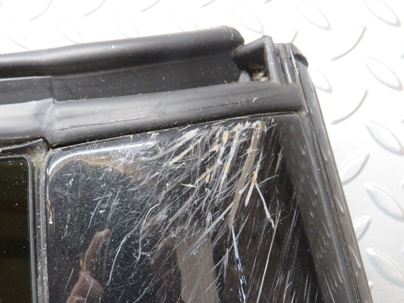 33206 Mercedes-Benz R170 SLK Hardtop Rear Windscreen